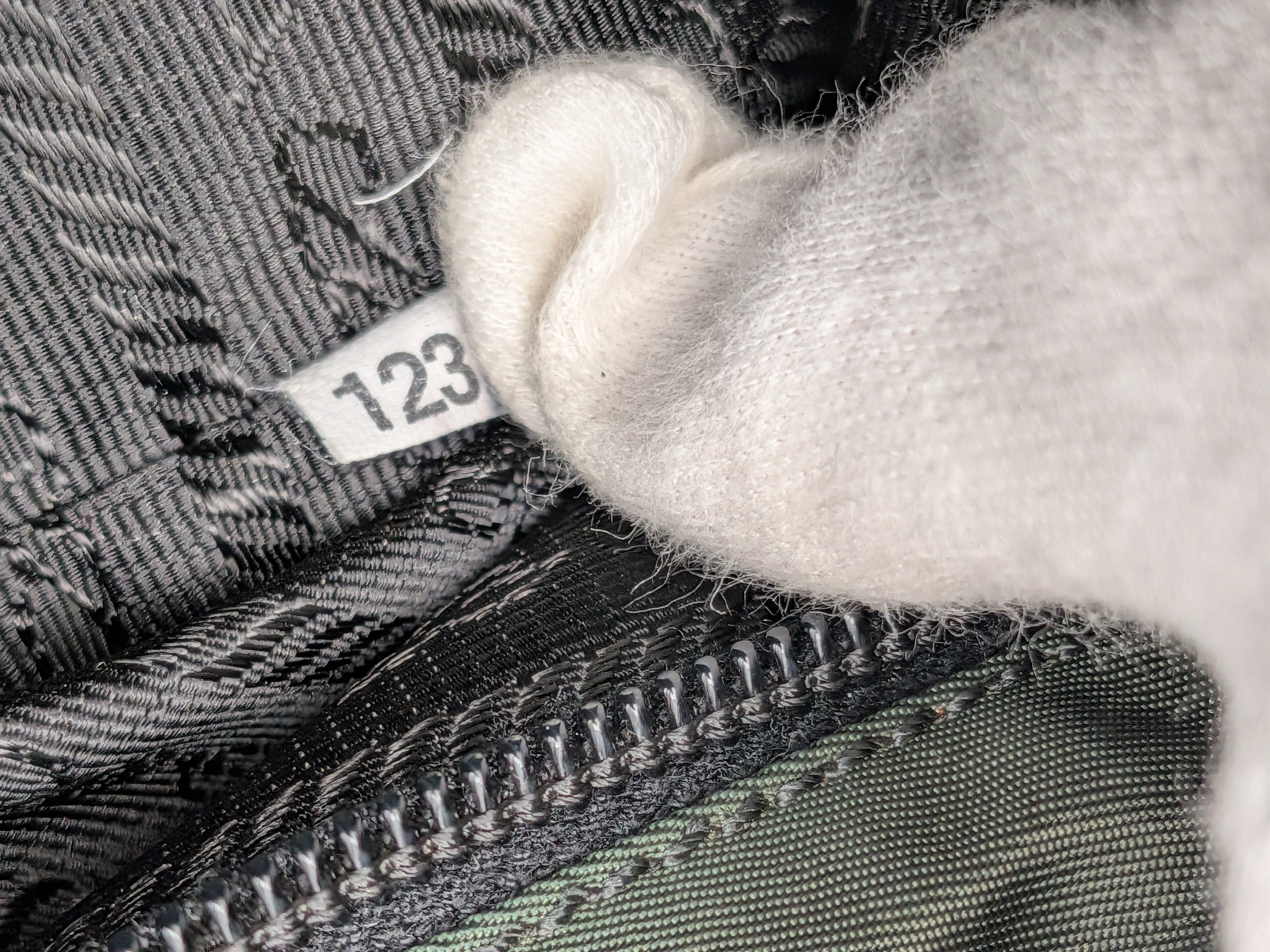 Nylon Tote Bag with Guarantee Card — view 11