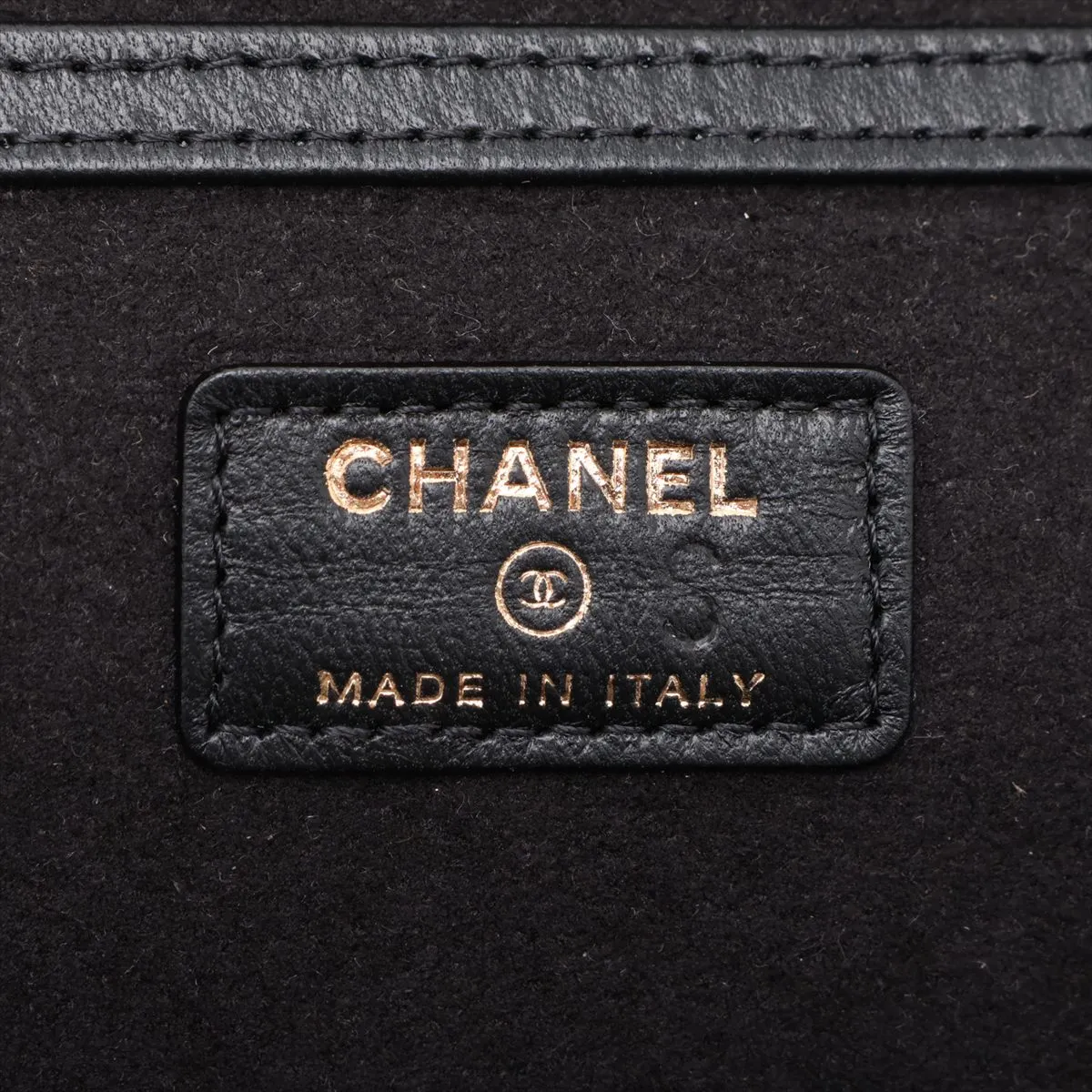 Matelassé Lambskin Chain Shoulder Bag with Glasses Case, Black with Gold Hardware, 32113262, Serial Number 32 — view 7