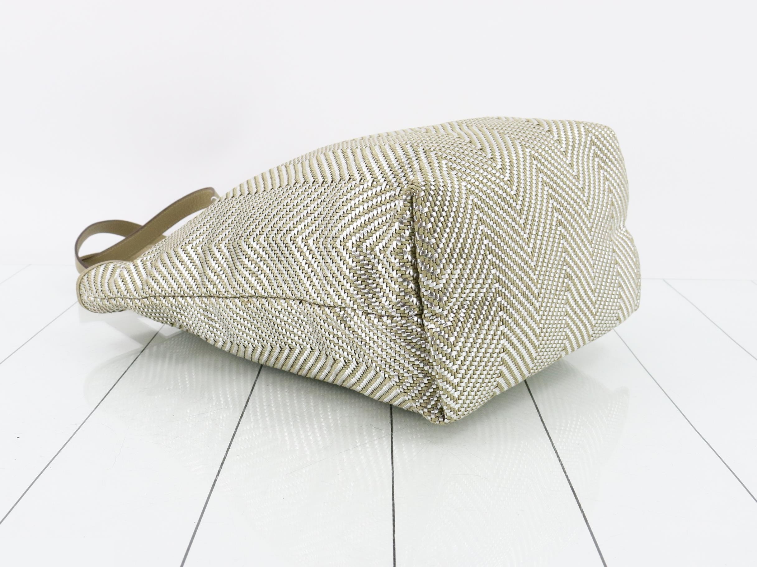Tote bag — view 5