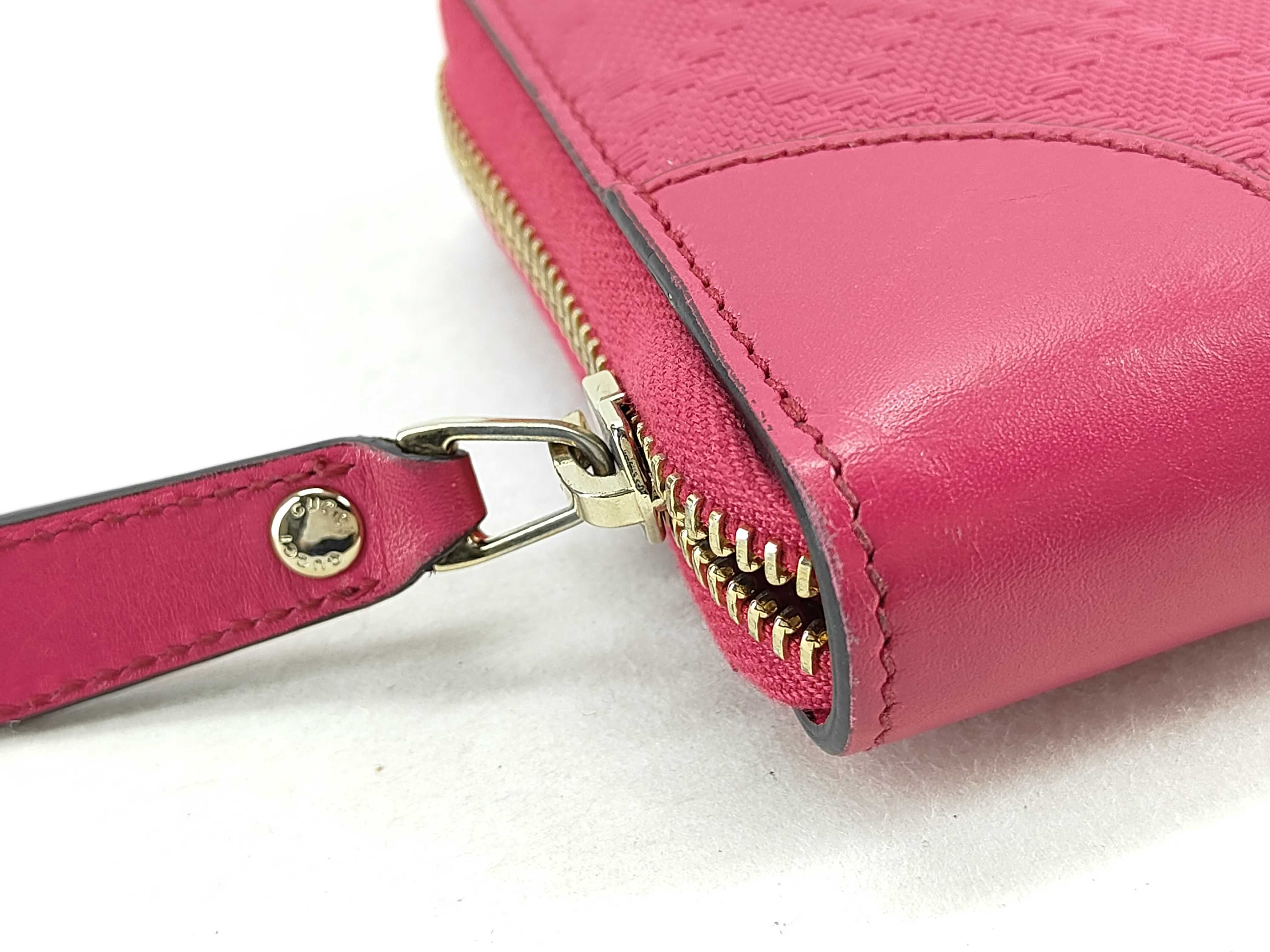 wallet — view 3