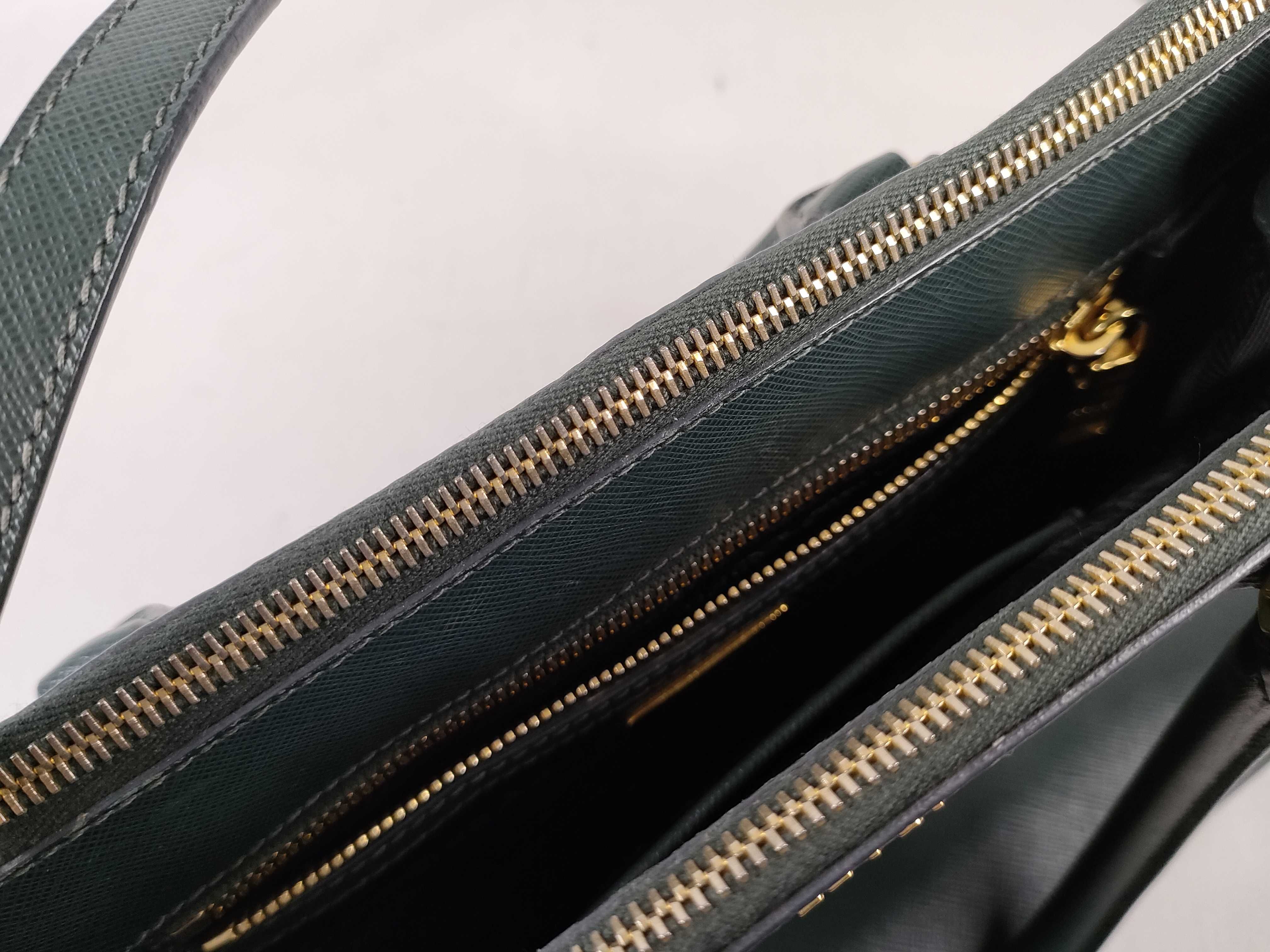 Galleria Handbag, Leather, Green, 2-Way Handbag — view 9