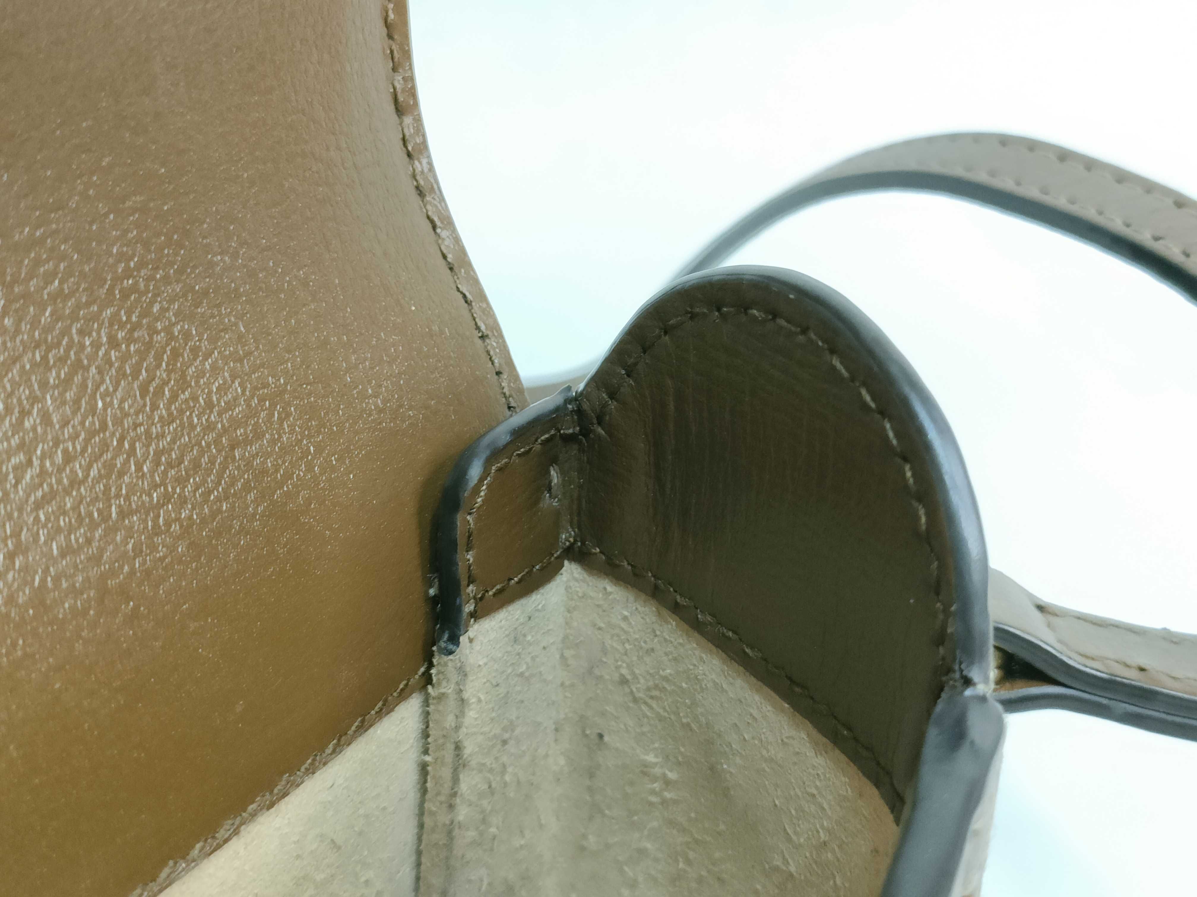 GG Canvas Horsebit Shoulder Bag — view 13