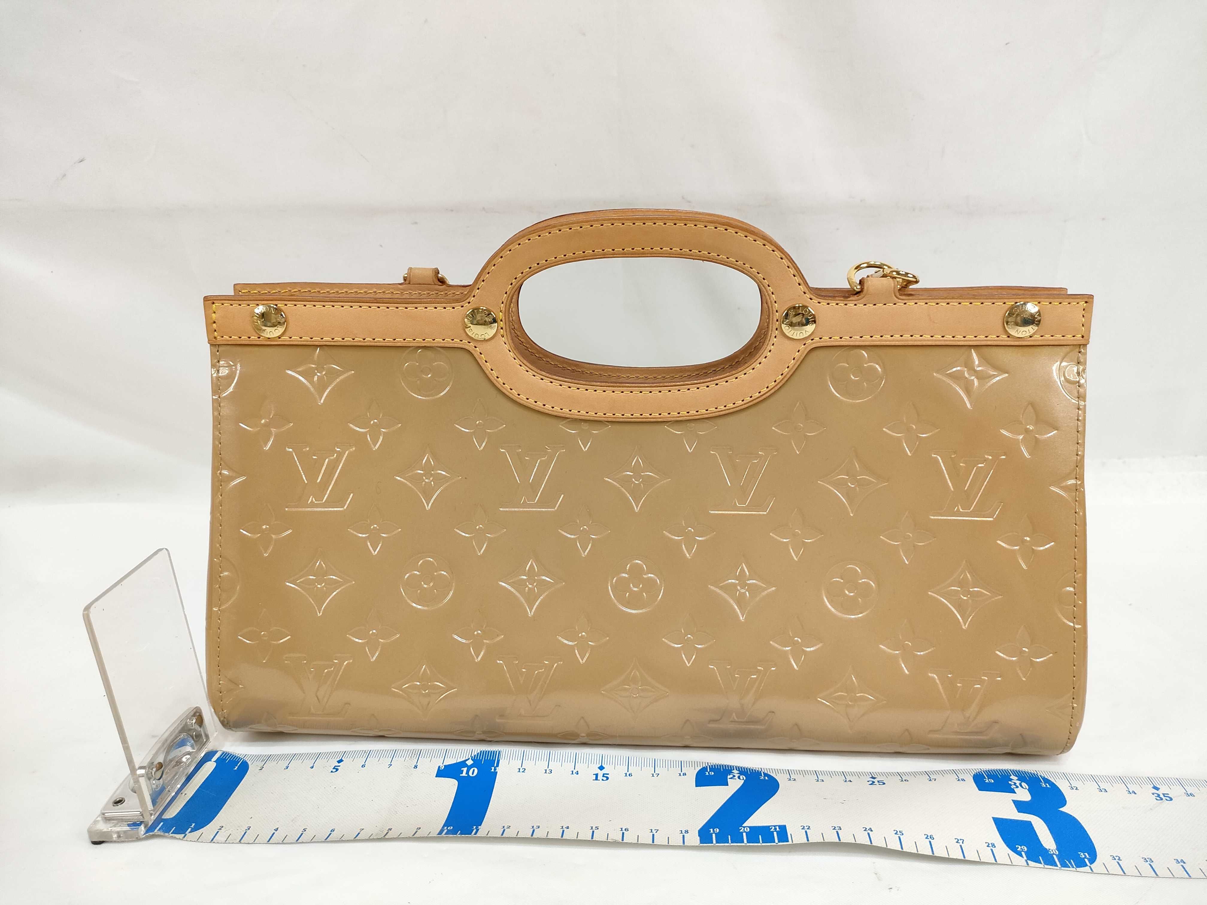 Vernis Roxbury Drive M91372 LM0056 Beige Shoulder Bag — view 2
