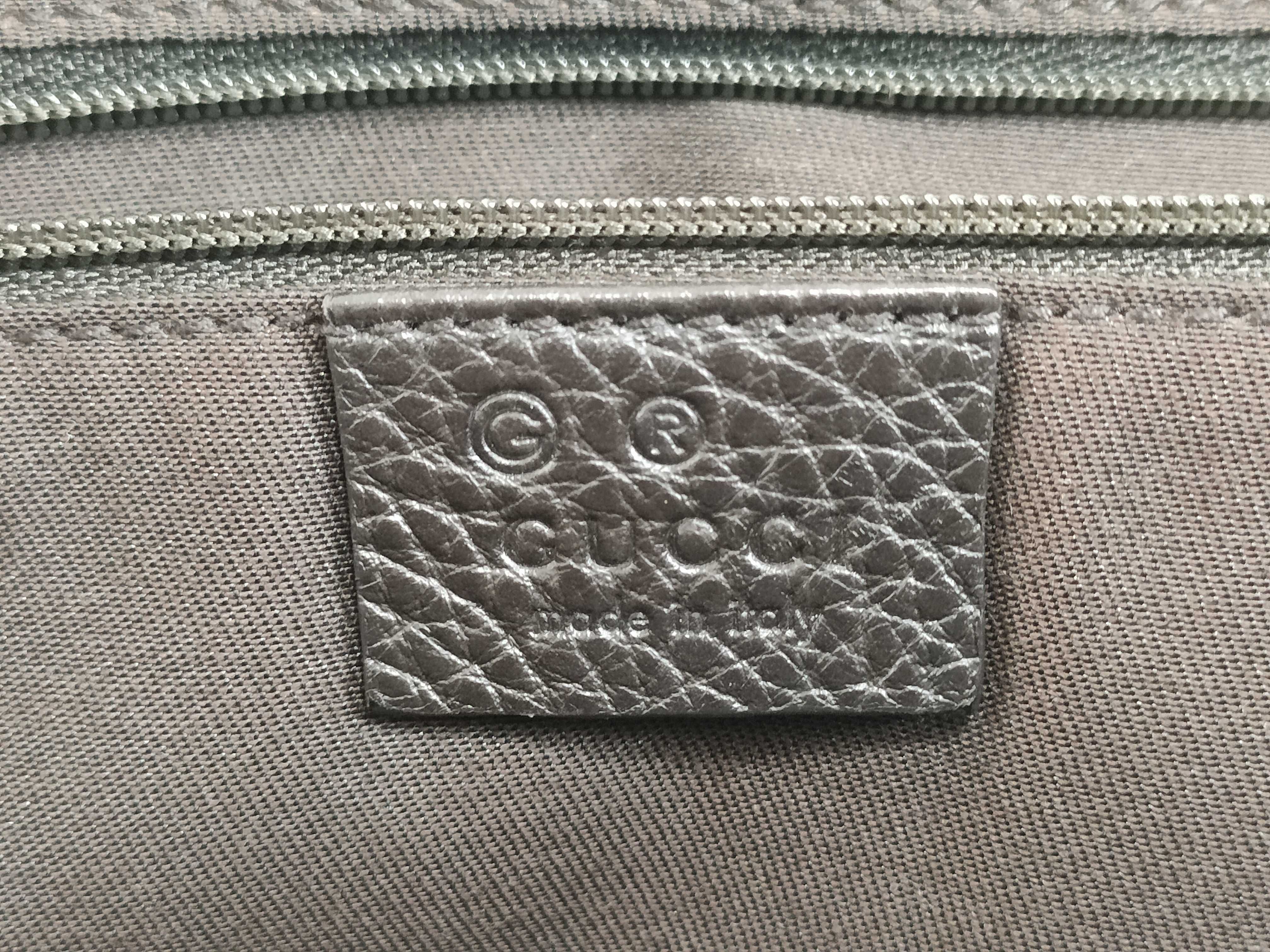 GG Canvas Gucci GG Shoulder Bag — view 12