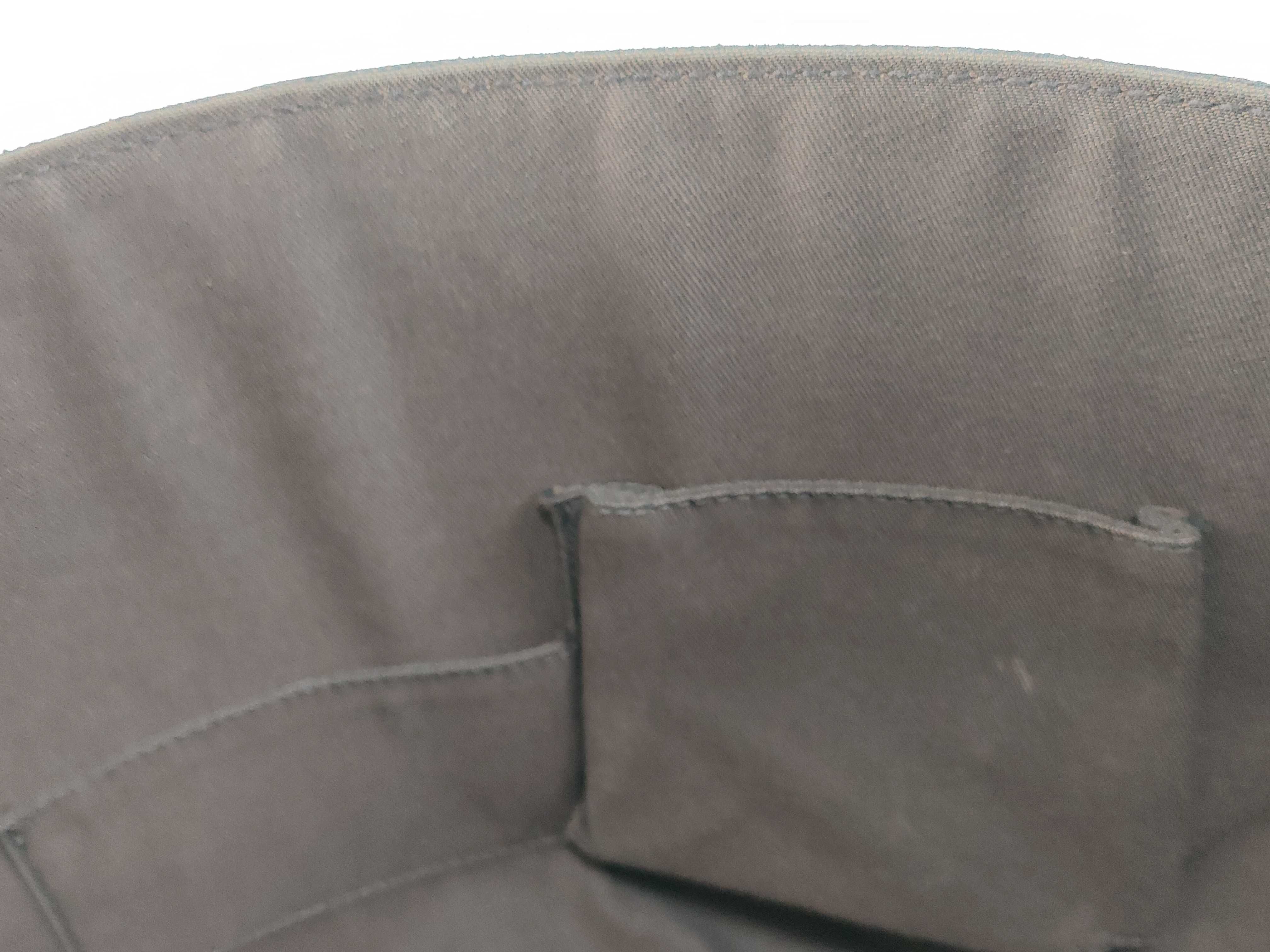 GG Canvas Gucci GG Shoulder Bag — view 15