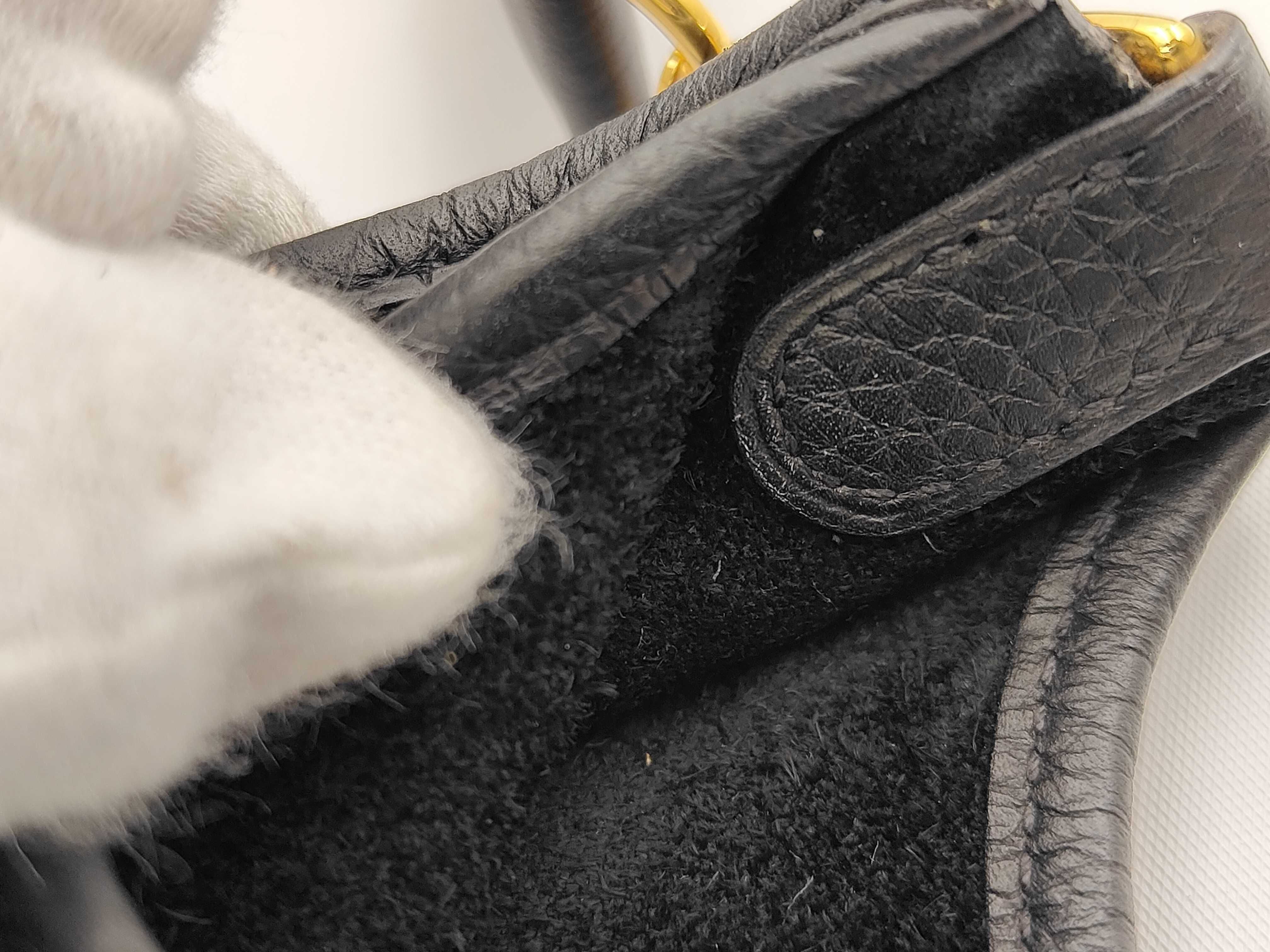 Evelyne TPM Taurillon Clemence Leather, Black, Gold Hardware, U Stamp, 100cm Shoulder Bag — view 7