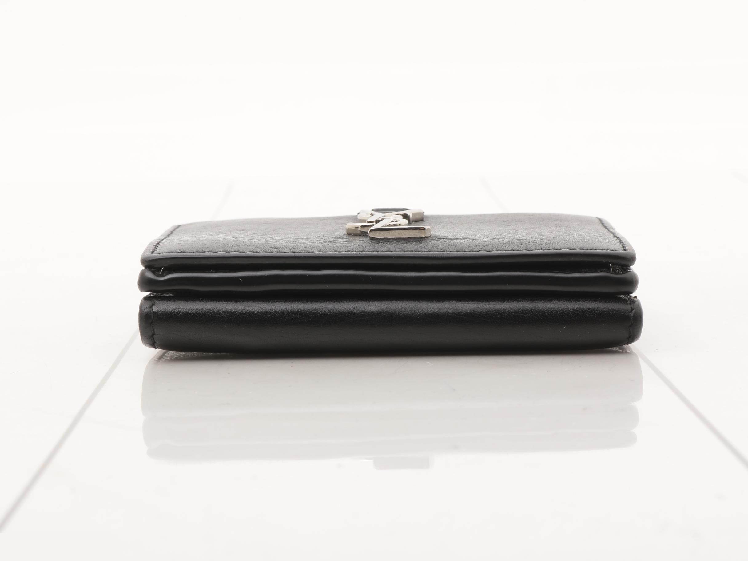 Cassandra Wallet — view 3