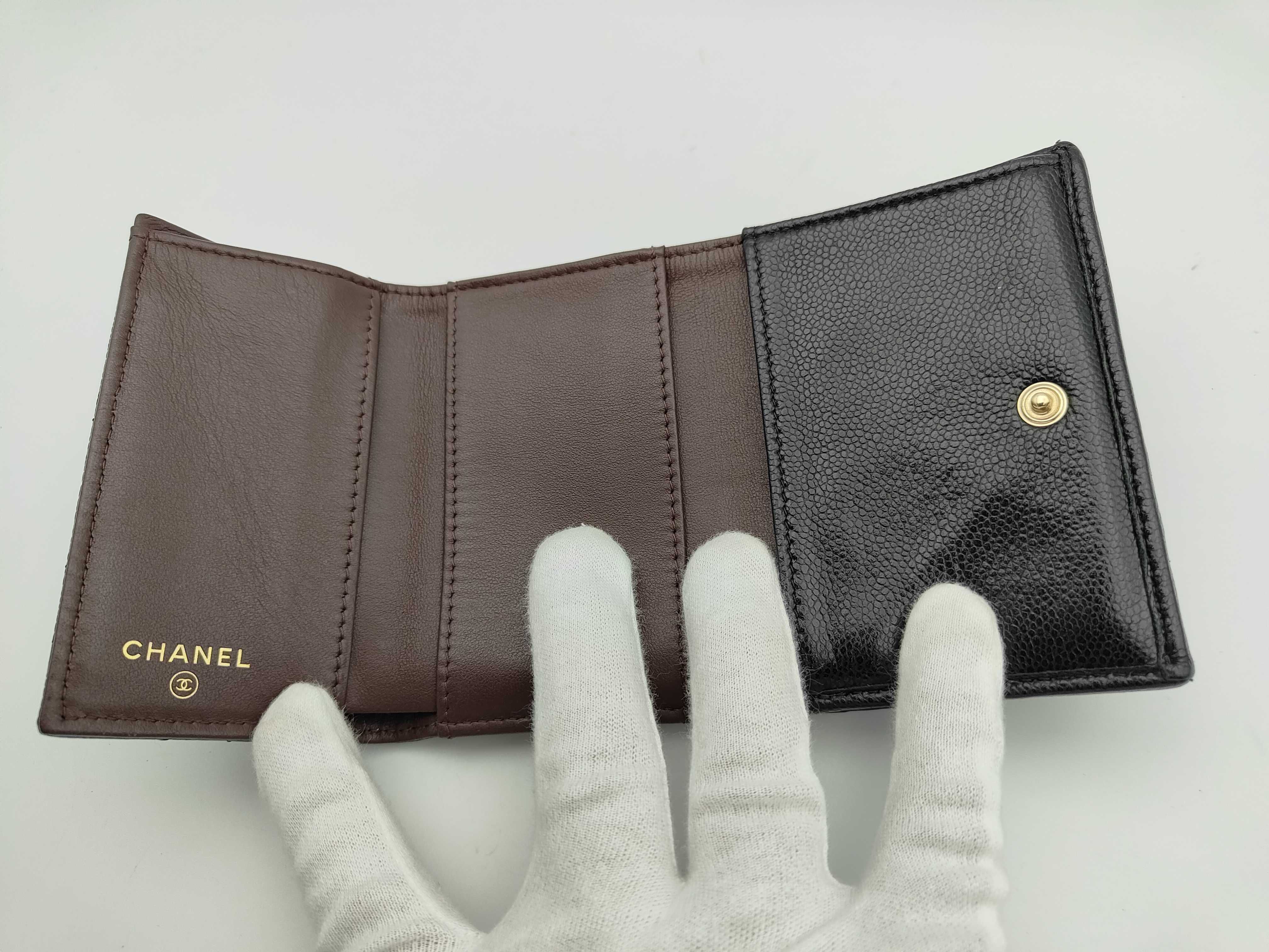 Matelassé Caviar Leather Black Tri-fold Wallet Coin Case — view 3