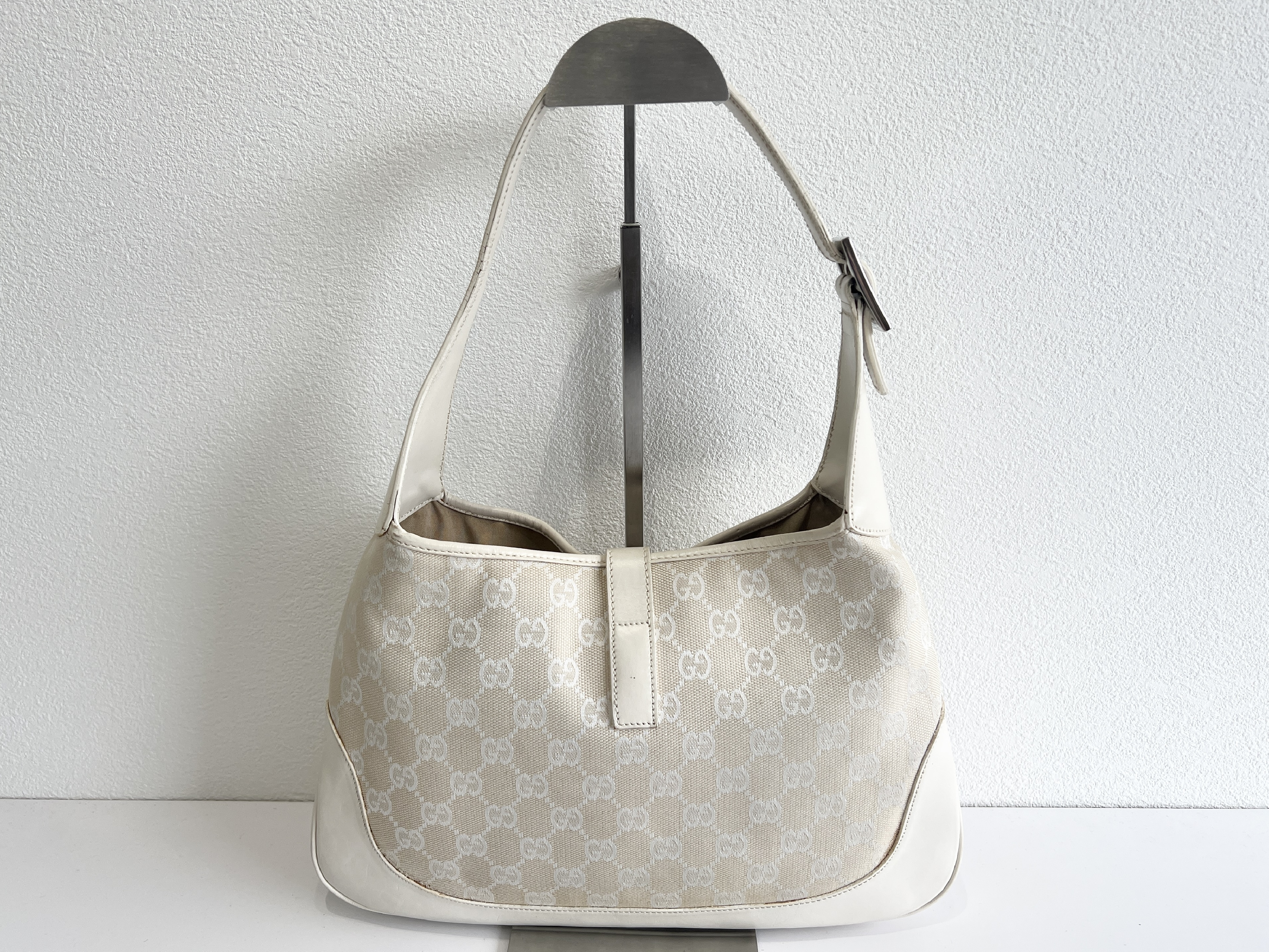 Jackie GG Canvas Leather Shoulder Bag One-Shoulder Bag — view 2