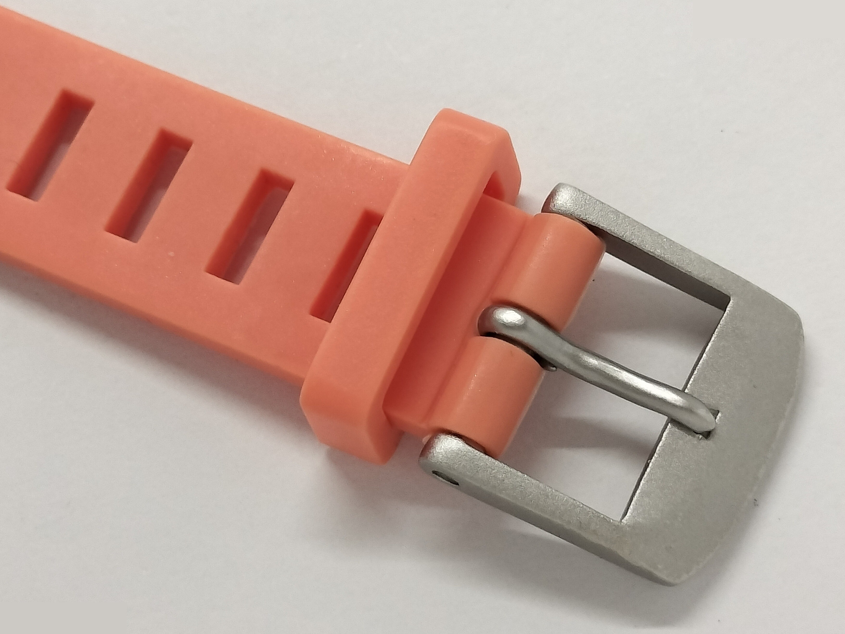 Logo rubber bracelet, orange, approximately 21.5 cm in length. — view 4