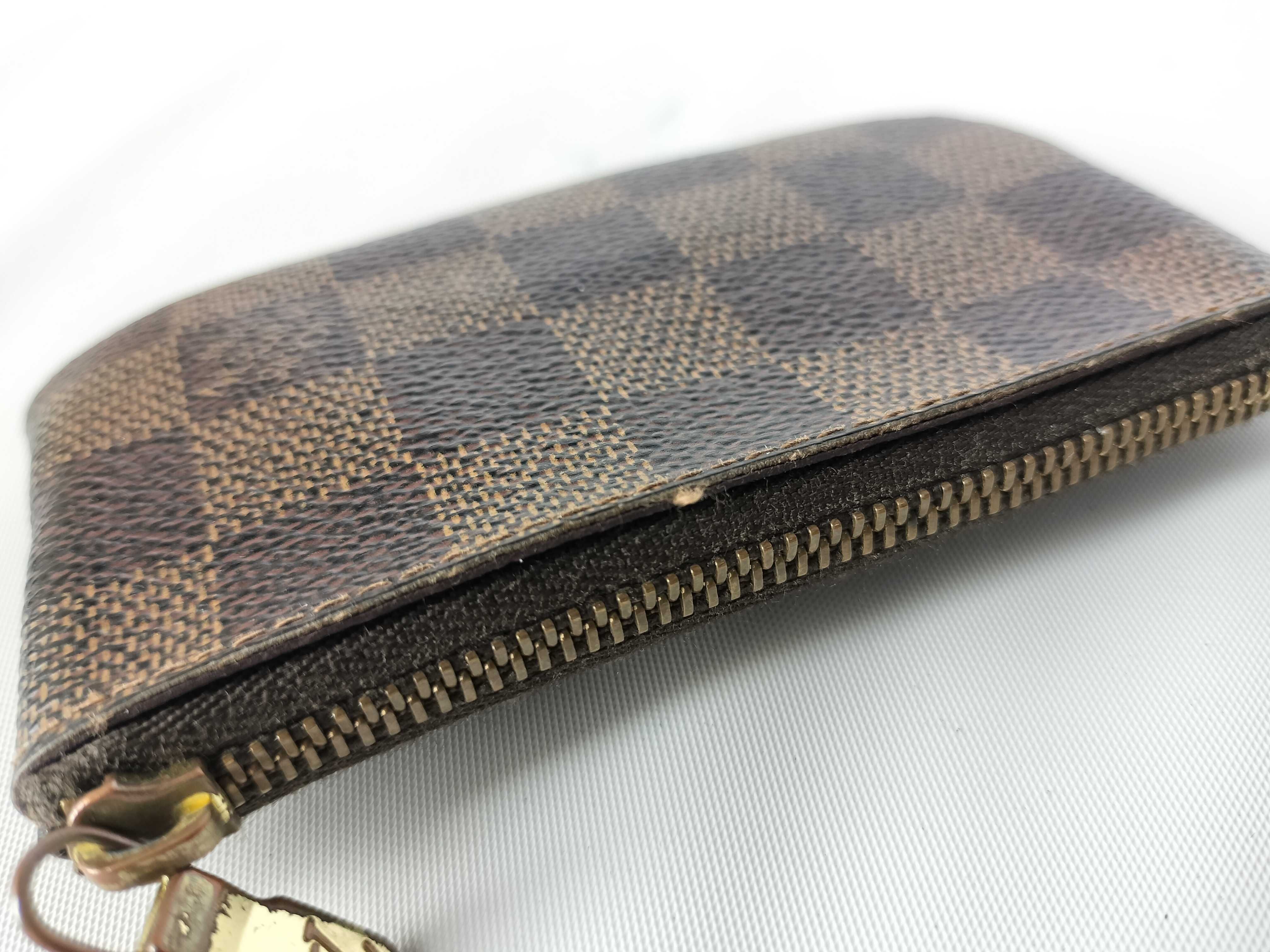 Damier Pochette Clé Coin Case — view 11