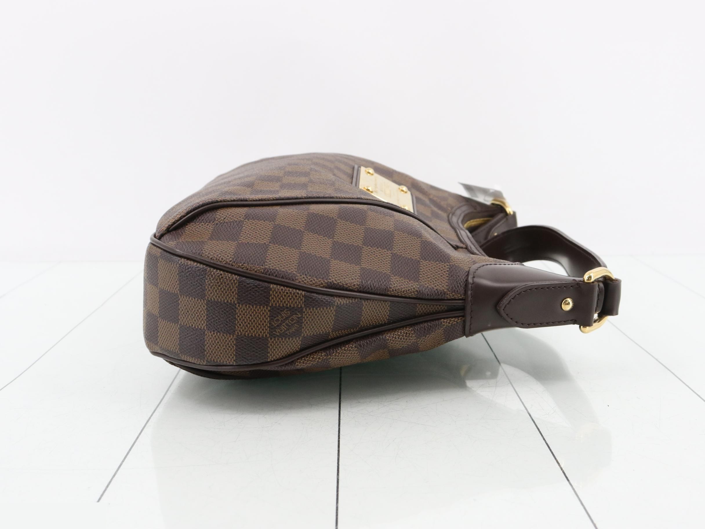 Damier Thames GM Shoulder Bag — view 3