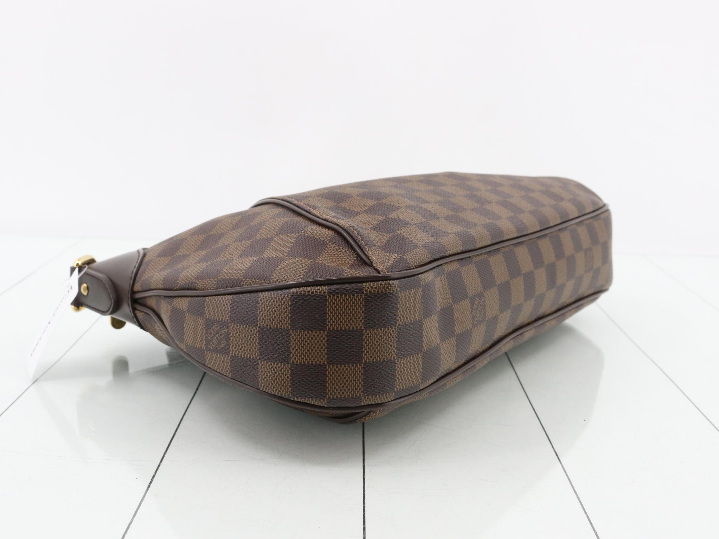 Damier Thames GM Shoulder Bag — view 5