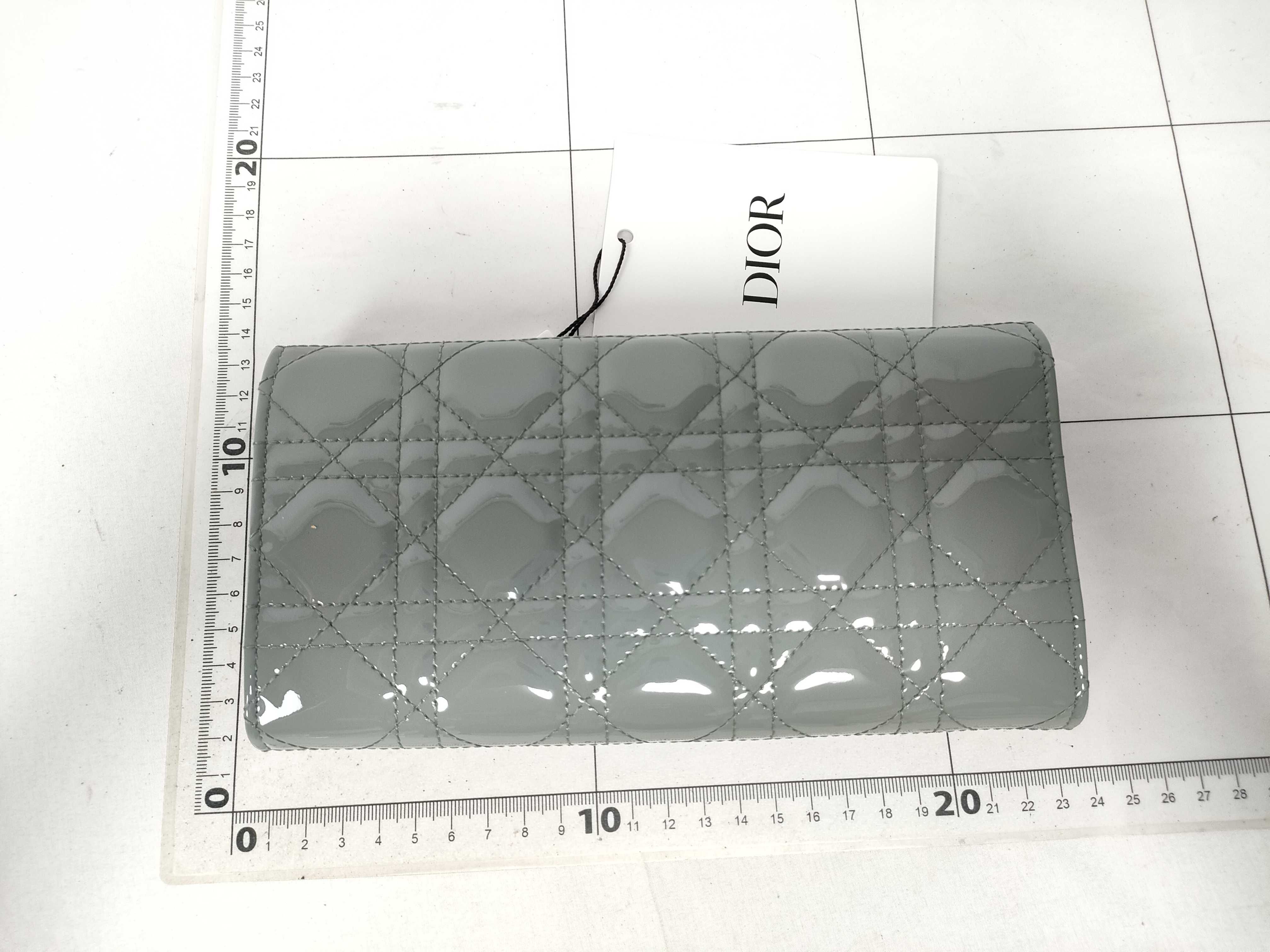 Cannage Chain Wallet Enamel Wallet — view 2