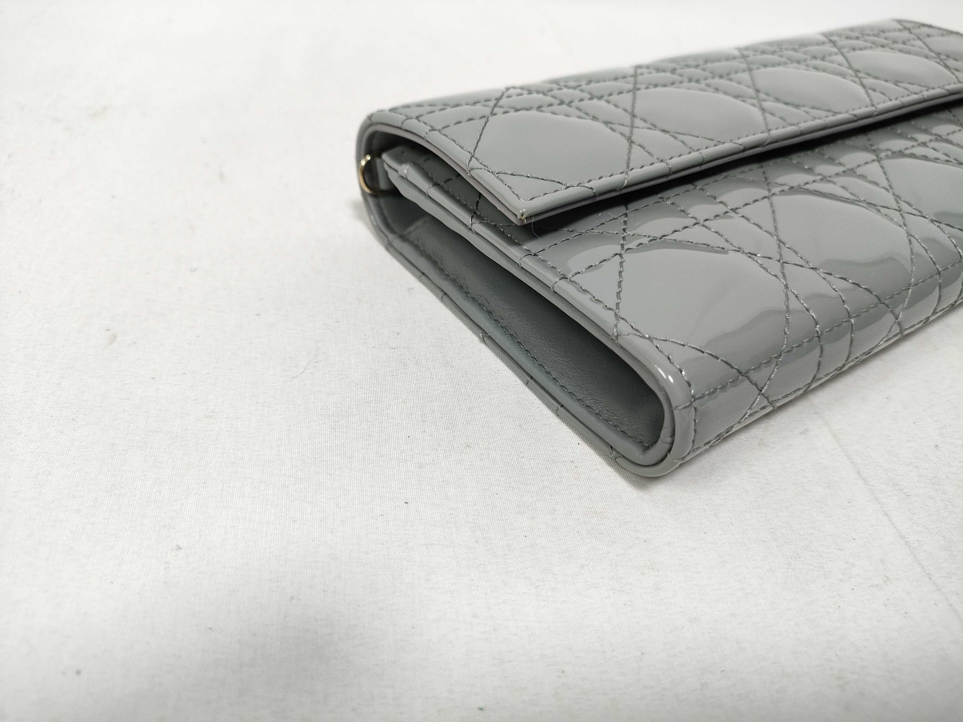 Cannage Chain Wallet Enamel Wallet — view 6