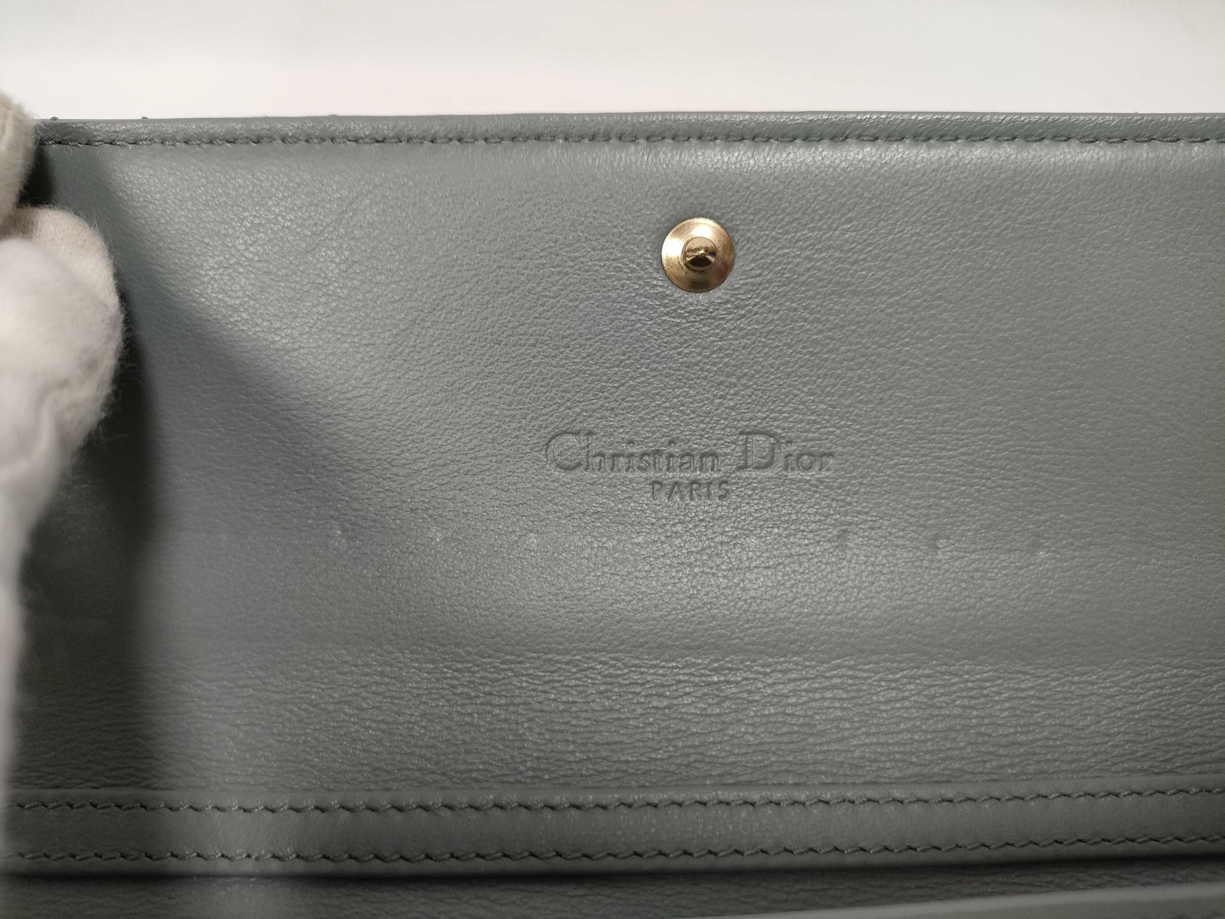 Cannage Chain Wallet Enamel Wallet — view 9
