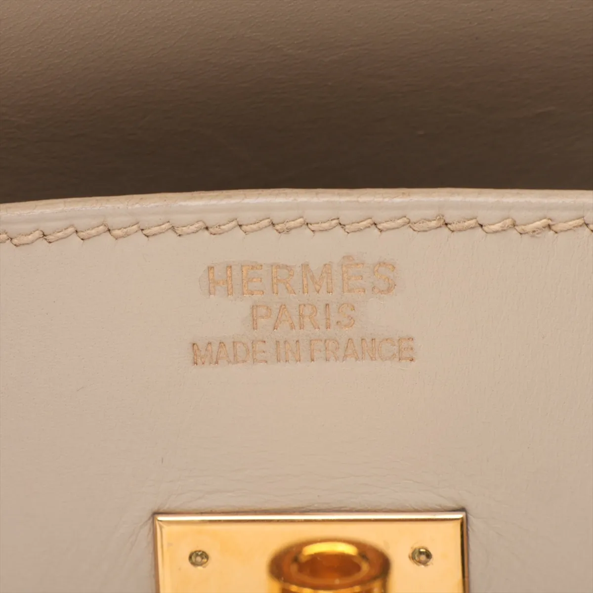 [Individually packaged] Hermes Birkin 35 Letournée Vibrato x Veau Gulliver Trench Coat with Gold Hardware E: 2001 — view 10