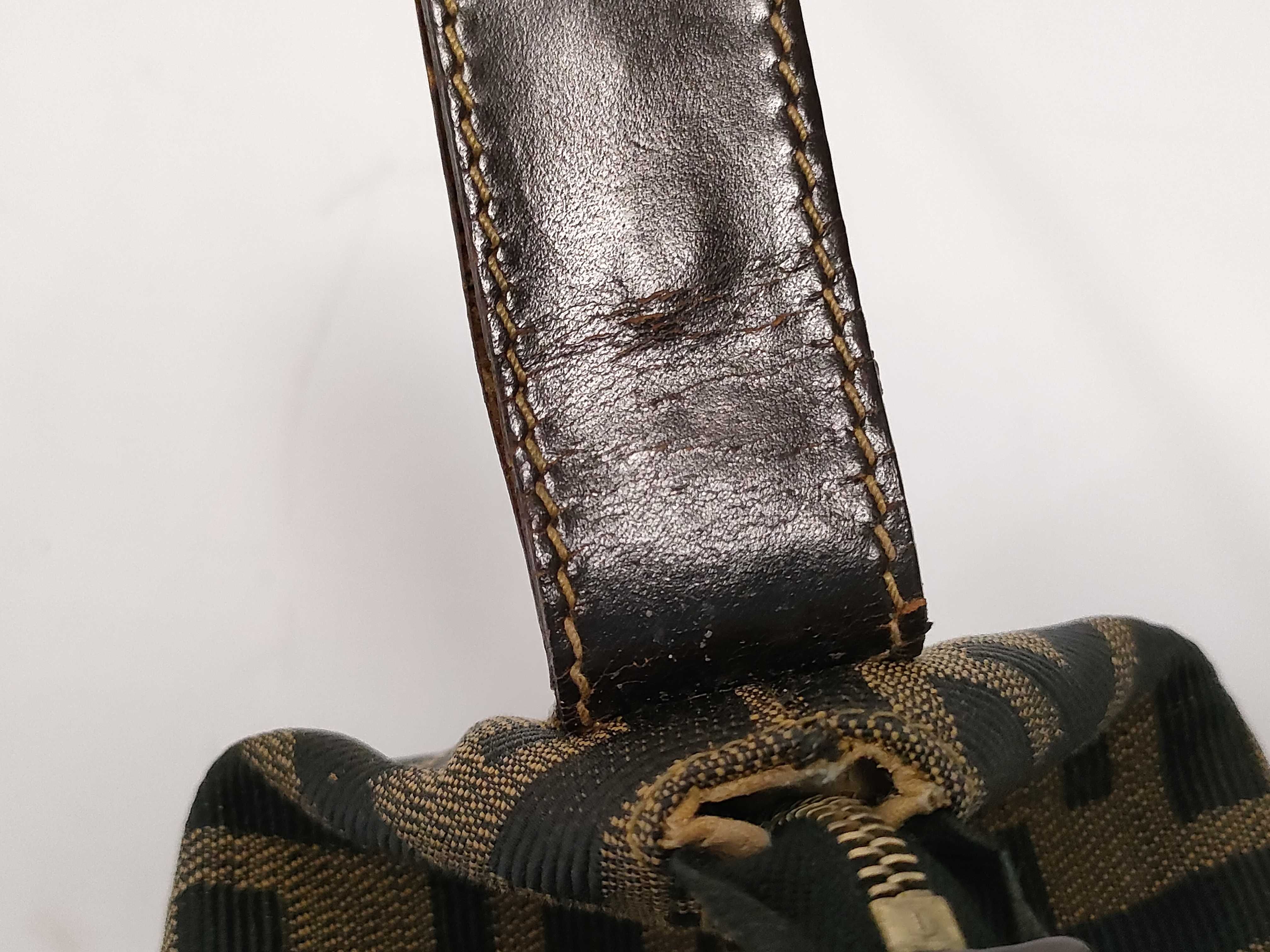 Zucca pattern Fendi pouch vanity bag Zucca canvas leather khaki pouch — view 7
