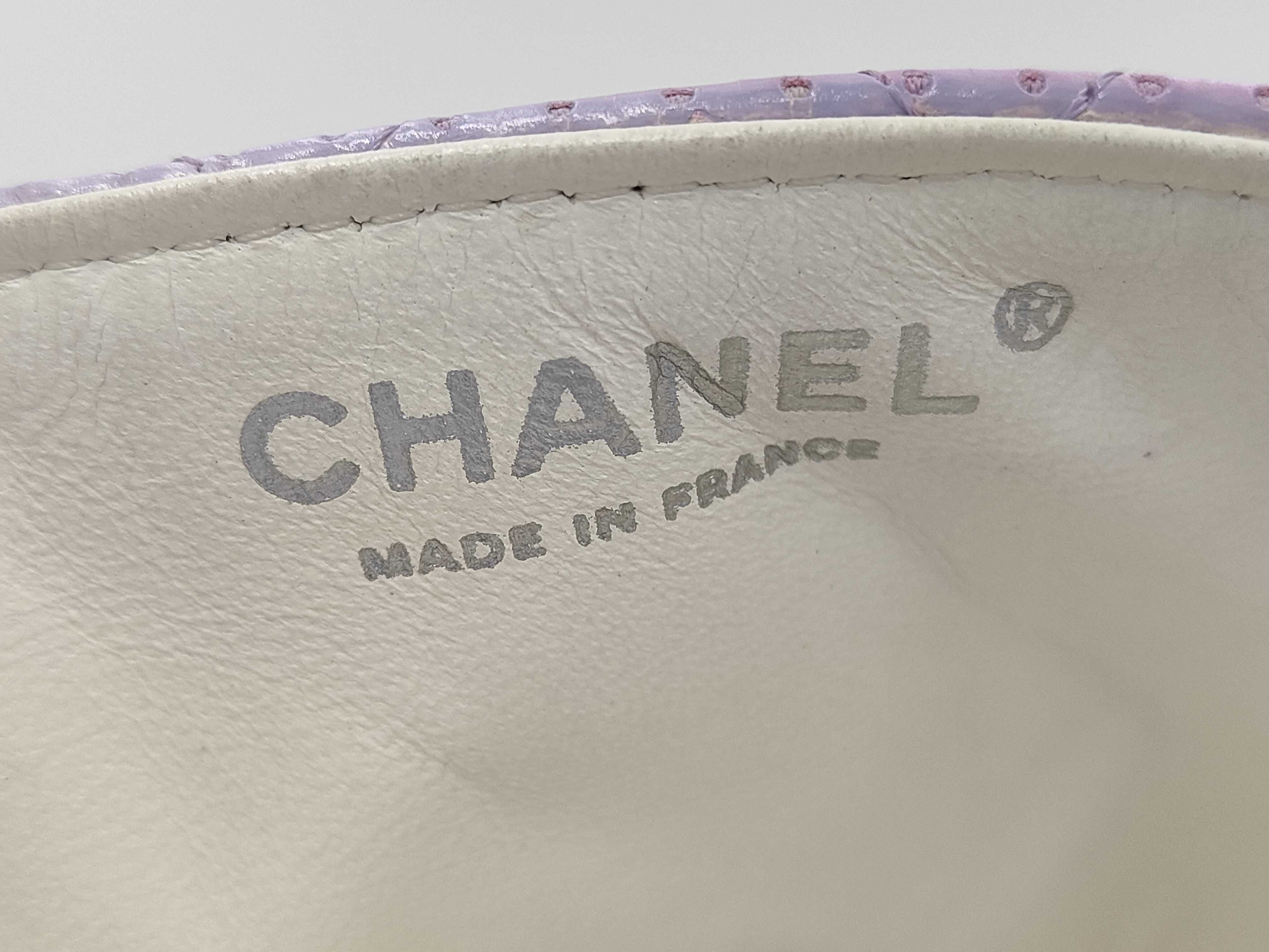 Matelassé Shoulder Bag — view 11