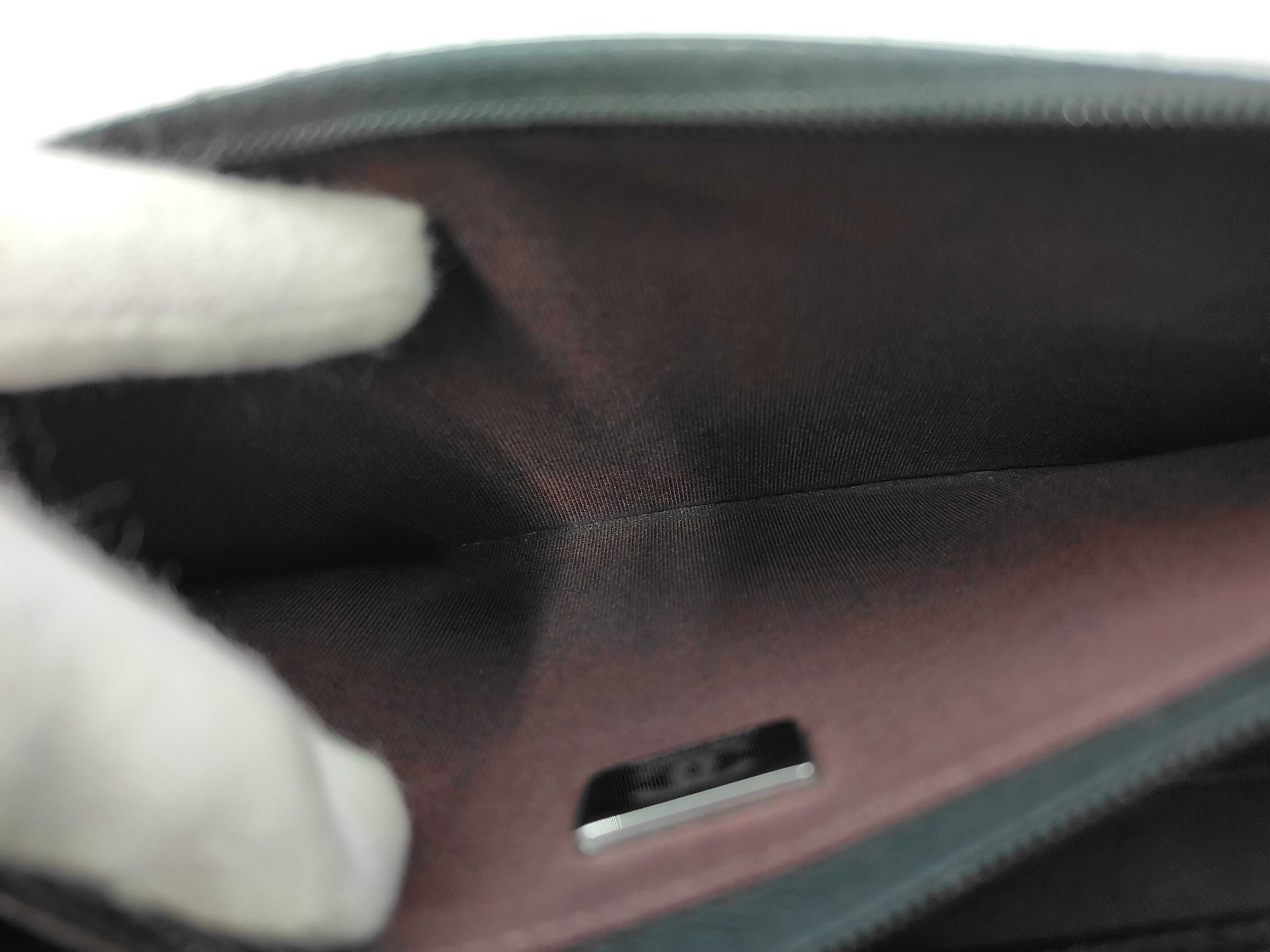 Matelassé Chain Wallet with Plate Shoulder Bag — view 9