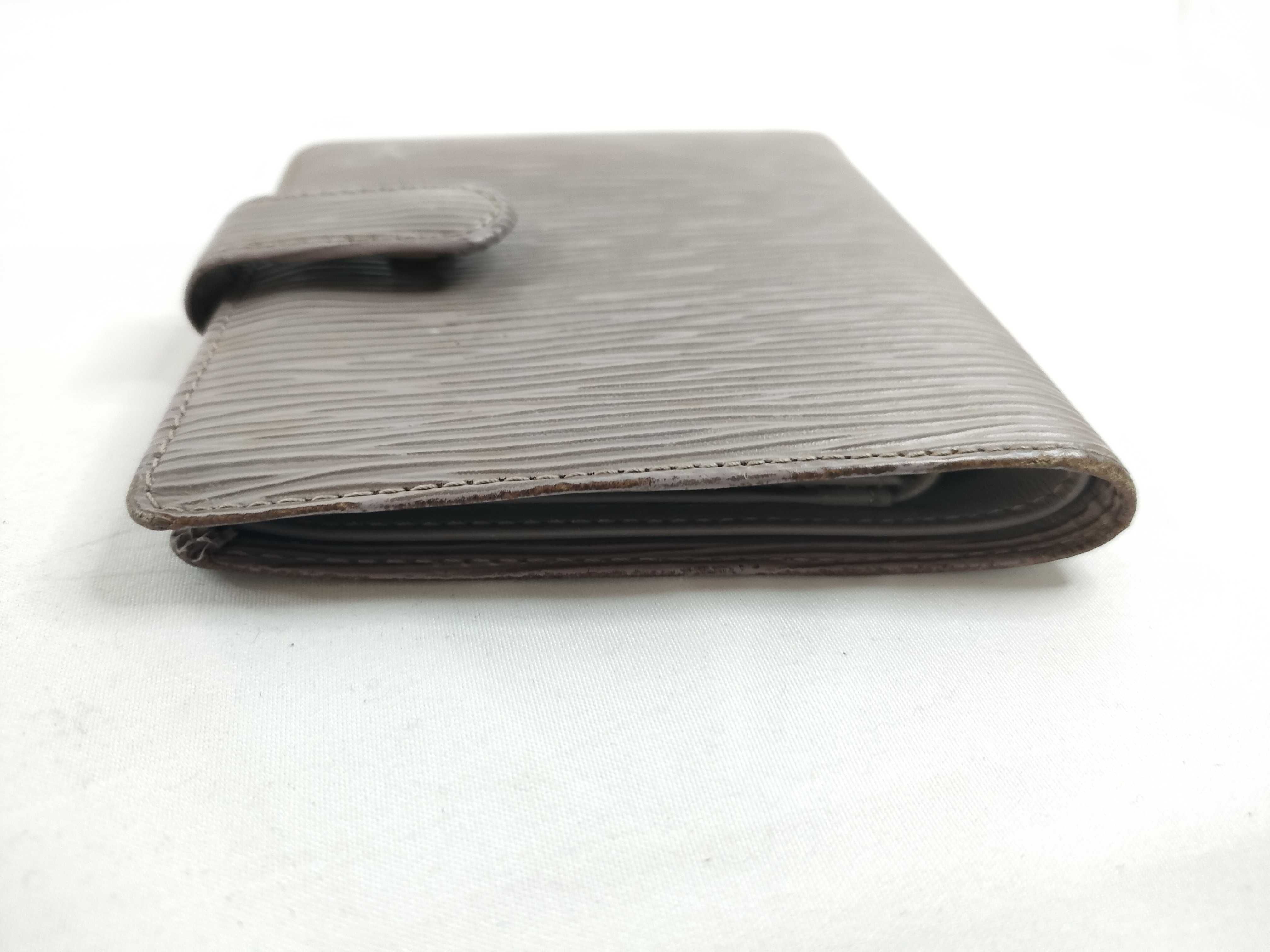 Epi Louis Vuitton Portefeuille Compact M6355B MI1011 Epi Wallet — view 5