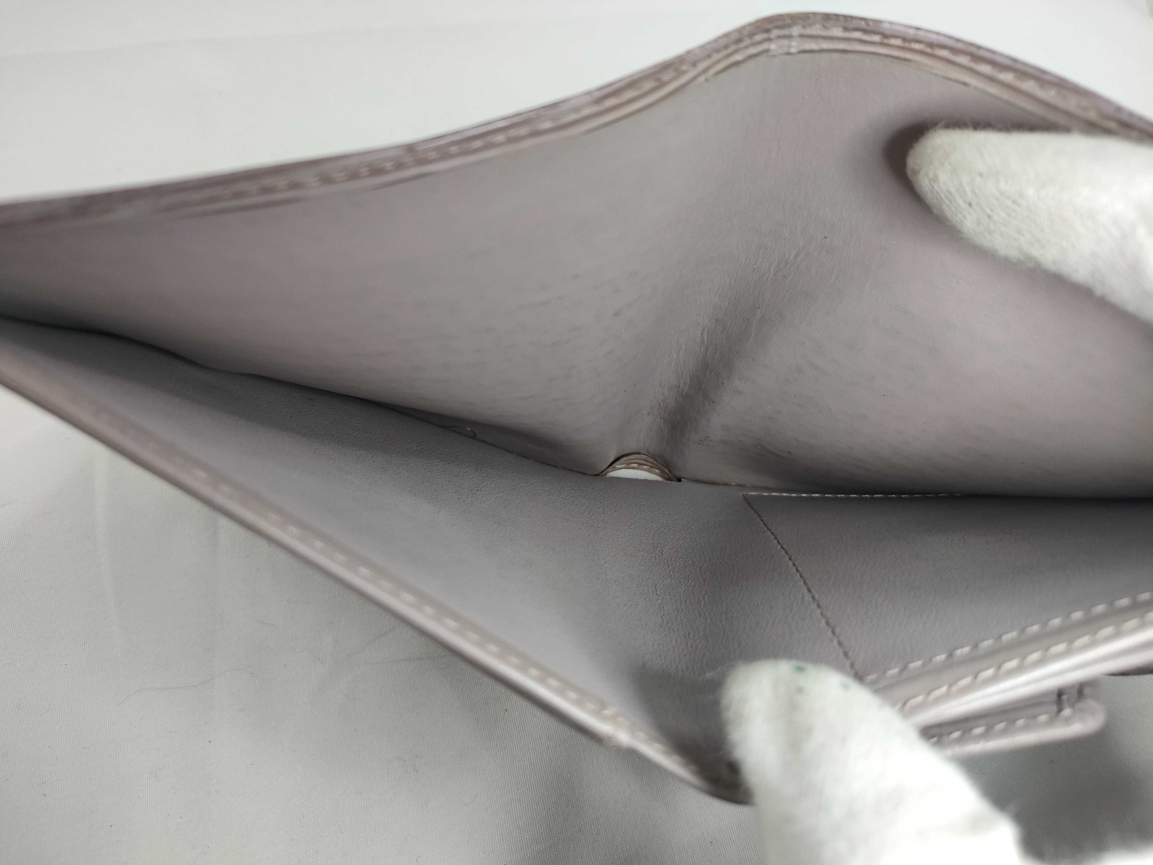 Epi Louis Vuitton Portefeuille Compact M6355B MI1011 Epi Wallet — view 10