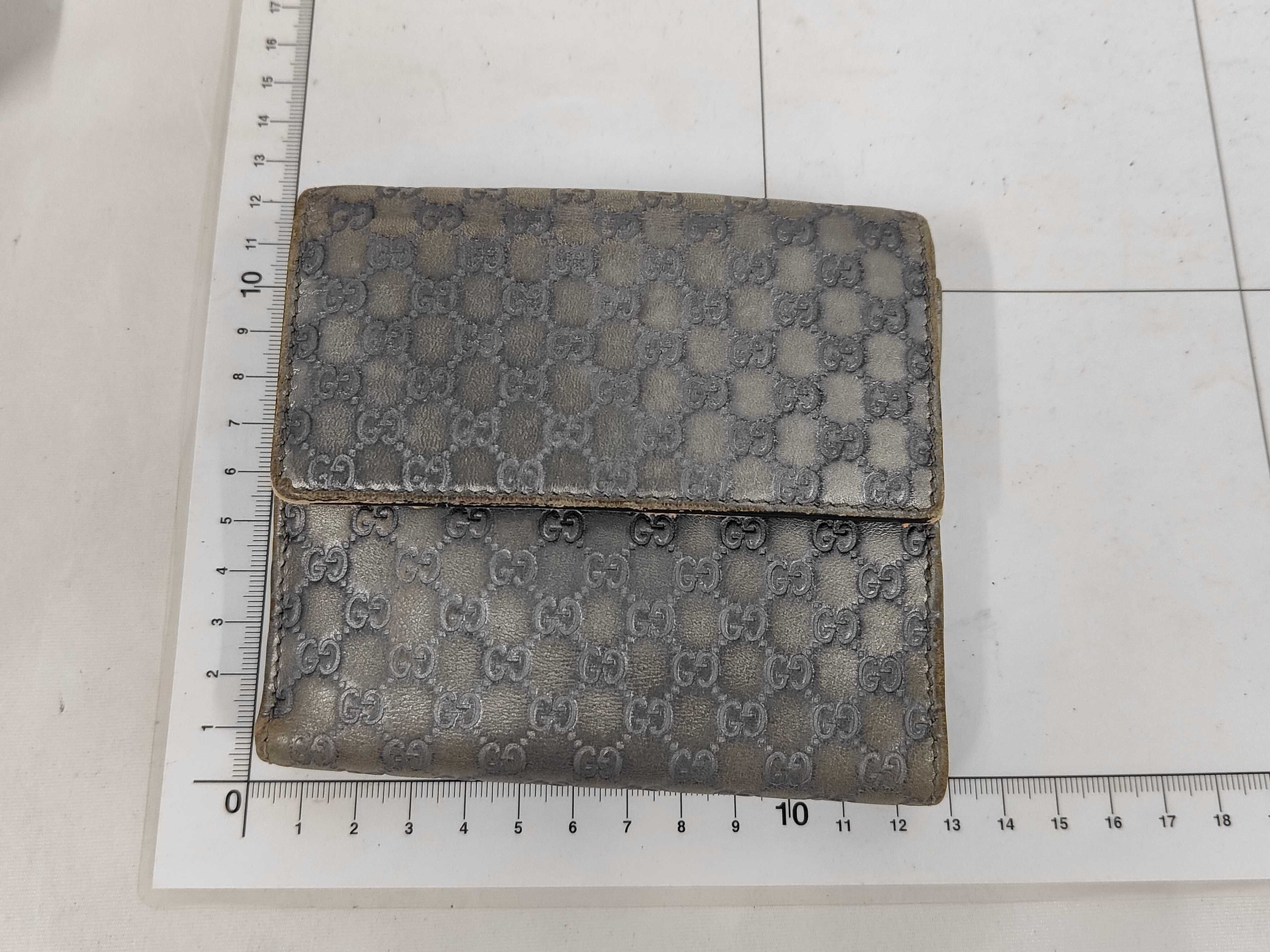 Microssima Bi-fold Wallet, Leather, Silver, 203549 — view 2