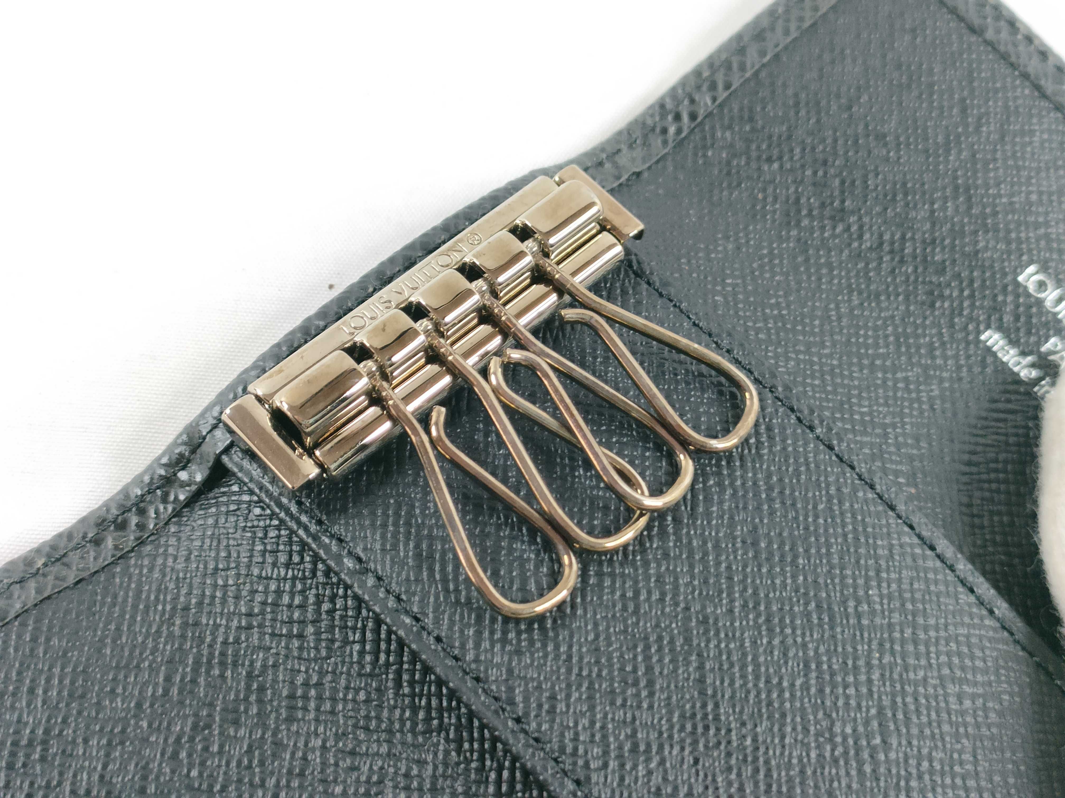 Taiga 4-Key Case Epi Black Key Case — view 10