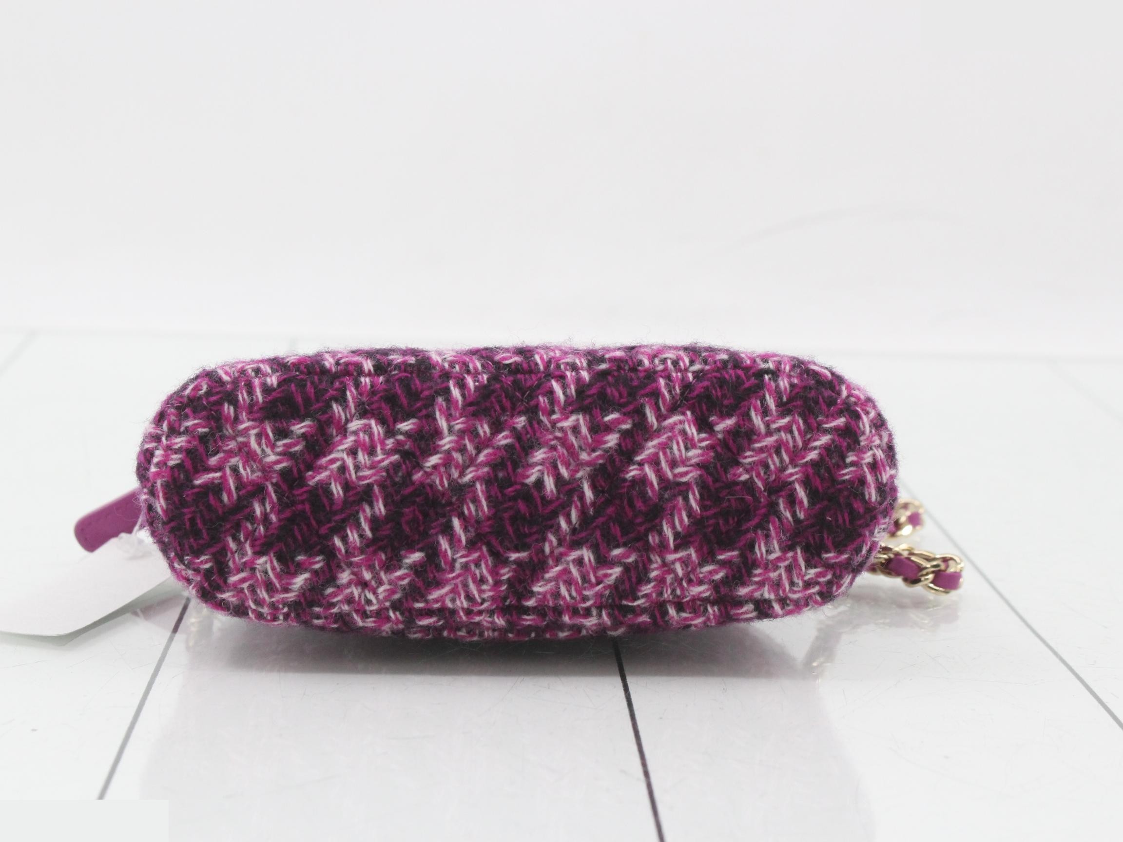 Matelassé Tweed Chain Shoulder Bag — view 3