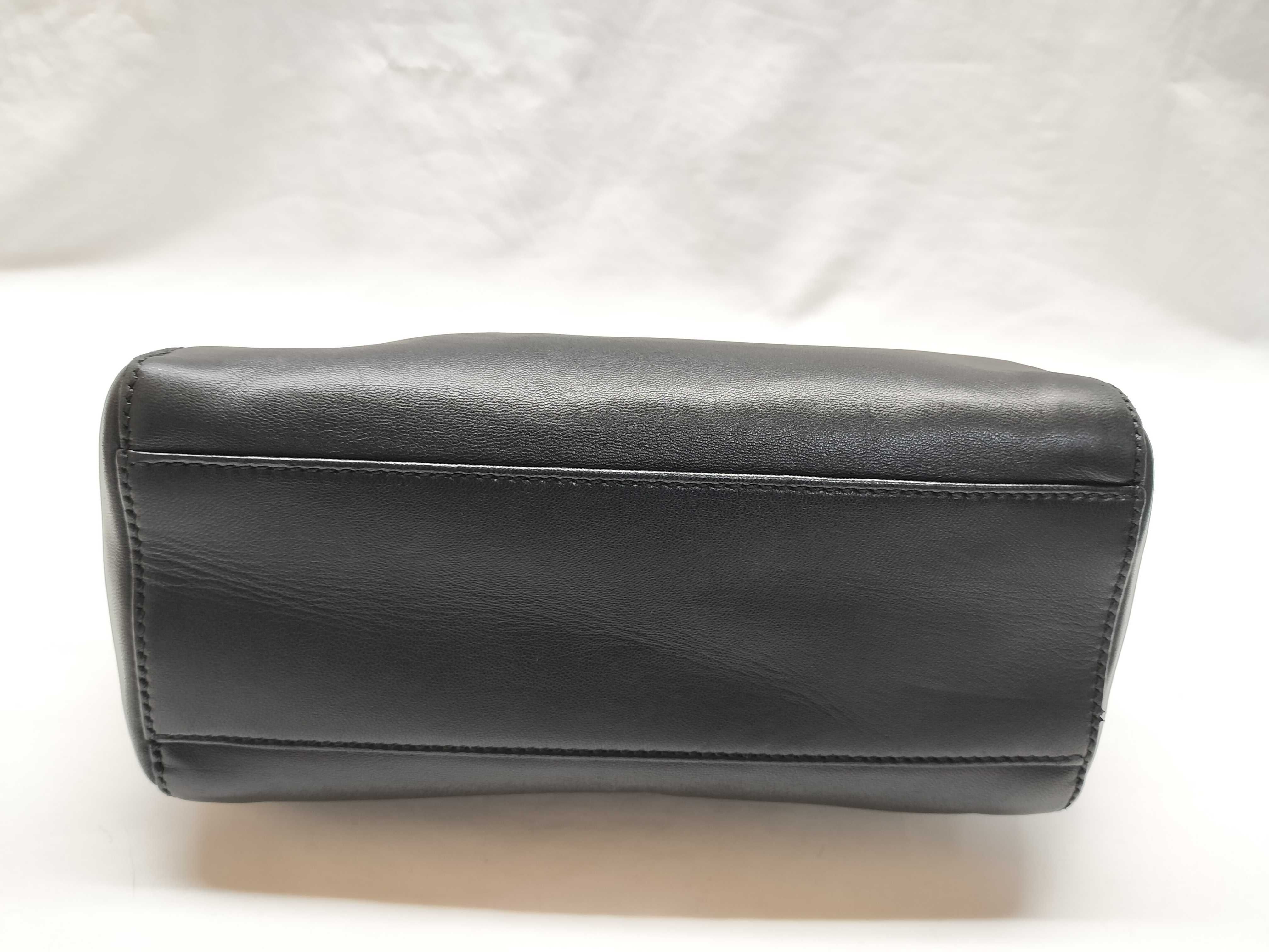 Iconic Small Handbag (2-Way Handbag) — view 3