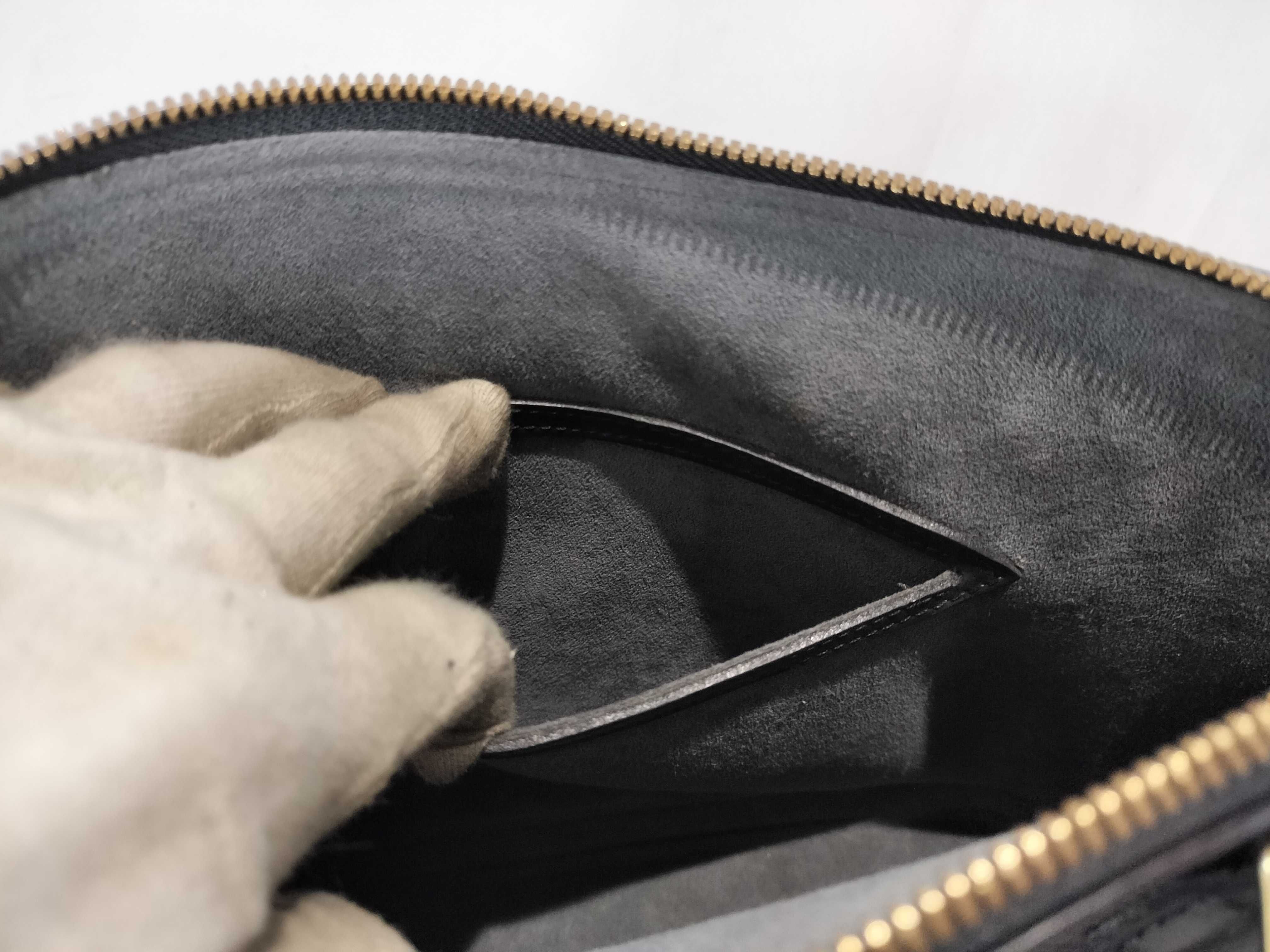 Epi Alma PM Noir Handbag — view 12