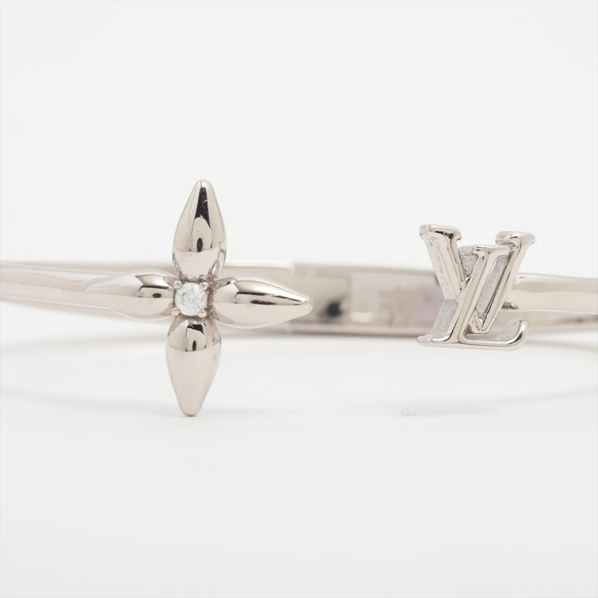 M1671M Bracelet Louisette Signature TE1256 Bangle M Metal Silver — view 3