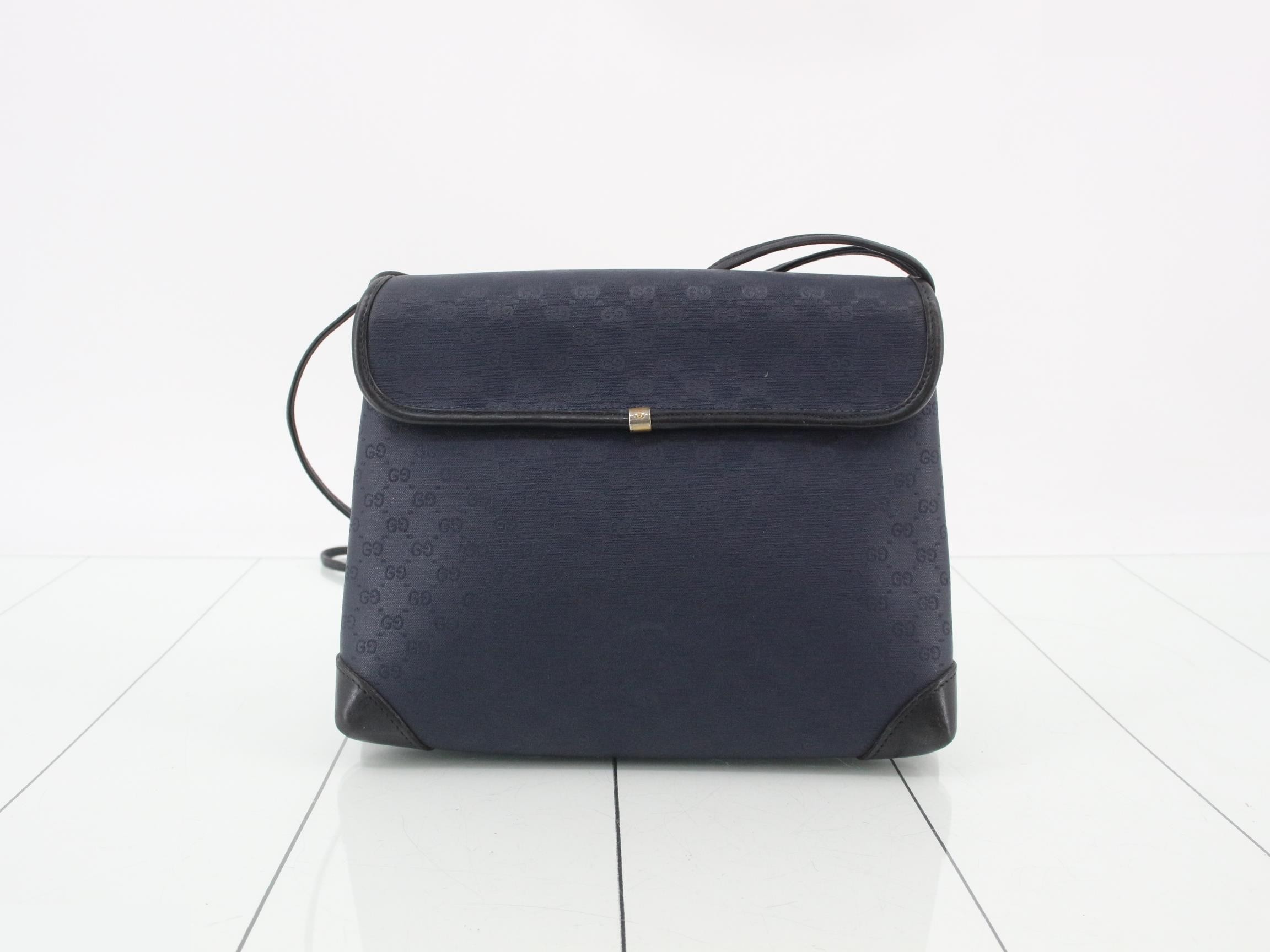 GG Canvas (Bag) - Shoulder Bag — view 2