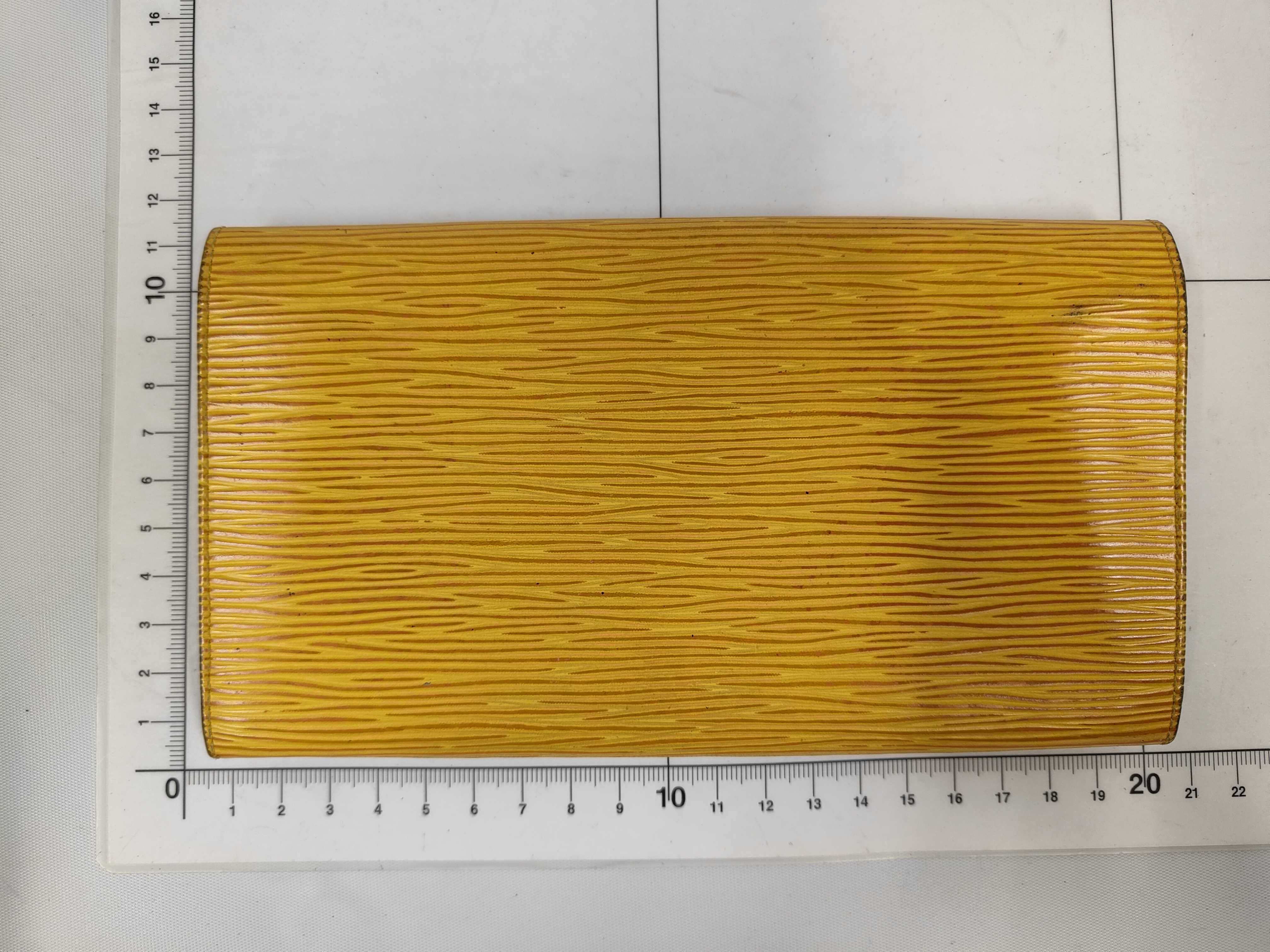 Epi / Pochette Portemonnaie Credit / M63579 / CA1001 / Long Wallet / Leather Wallet — view 2