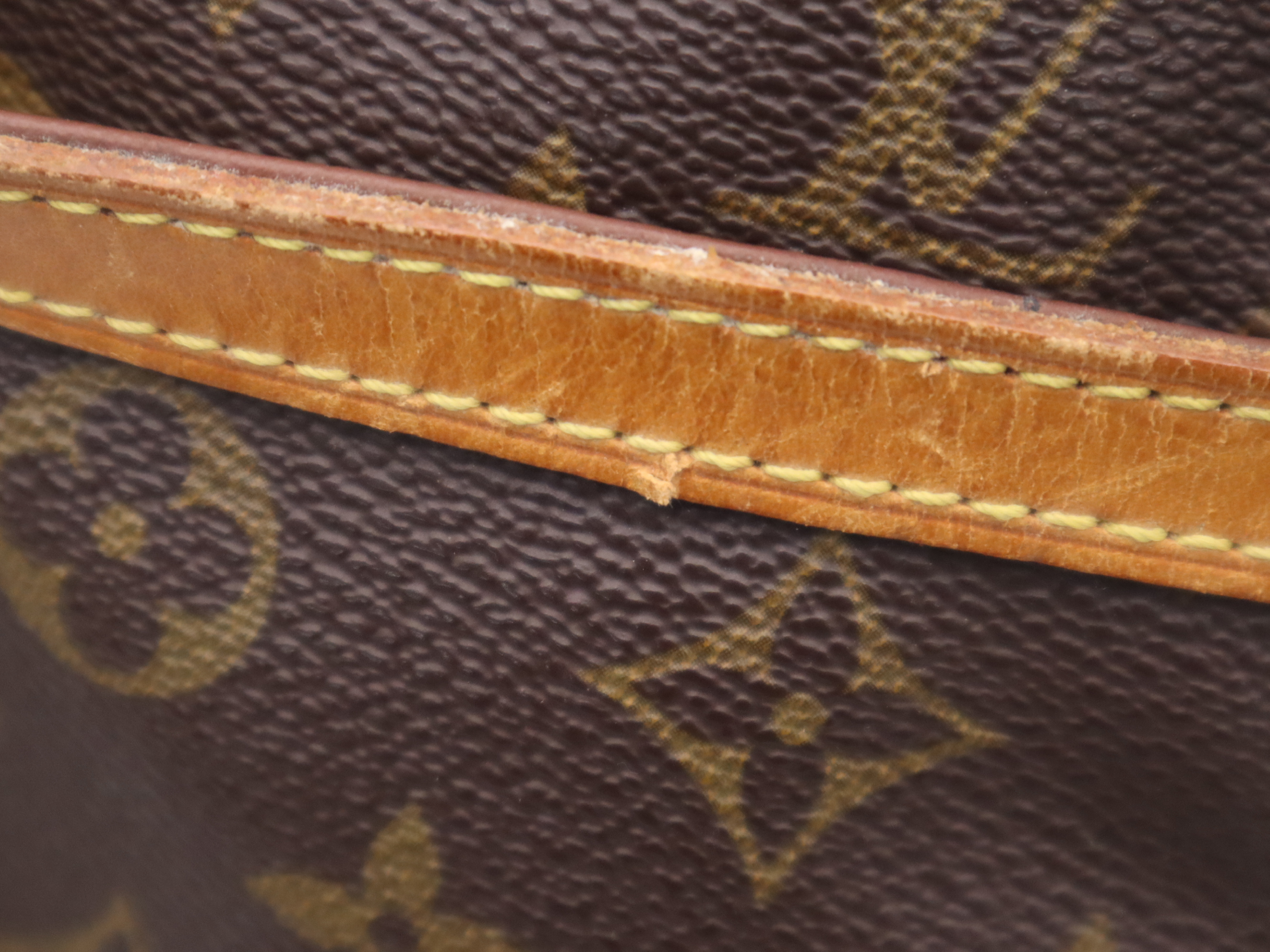 M51847 Monogram Compiegne 23 Second Bag — view 8