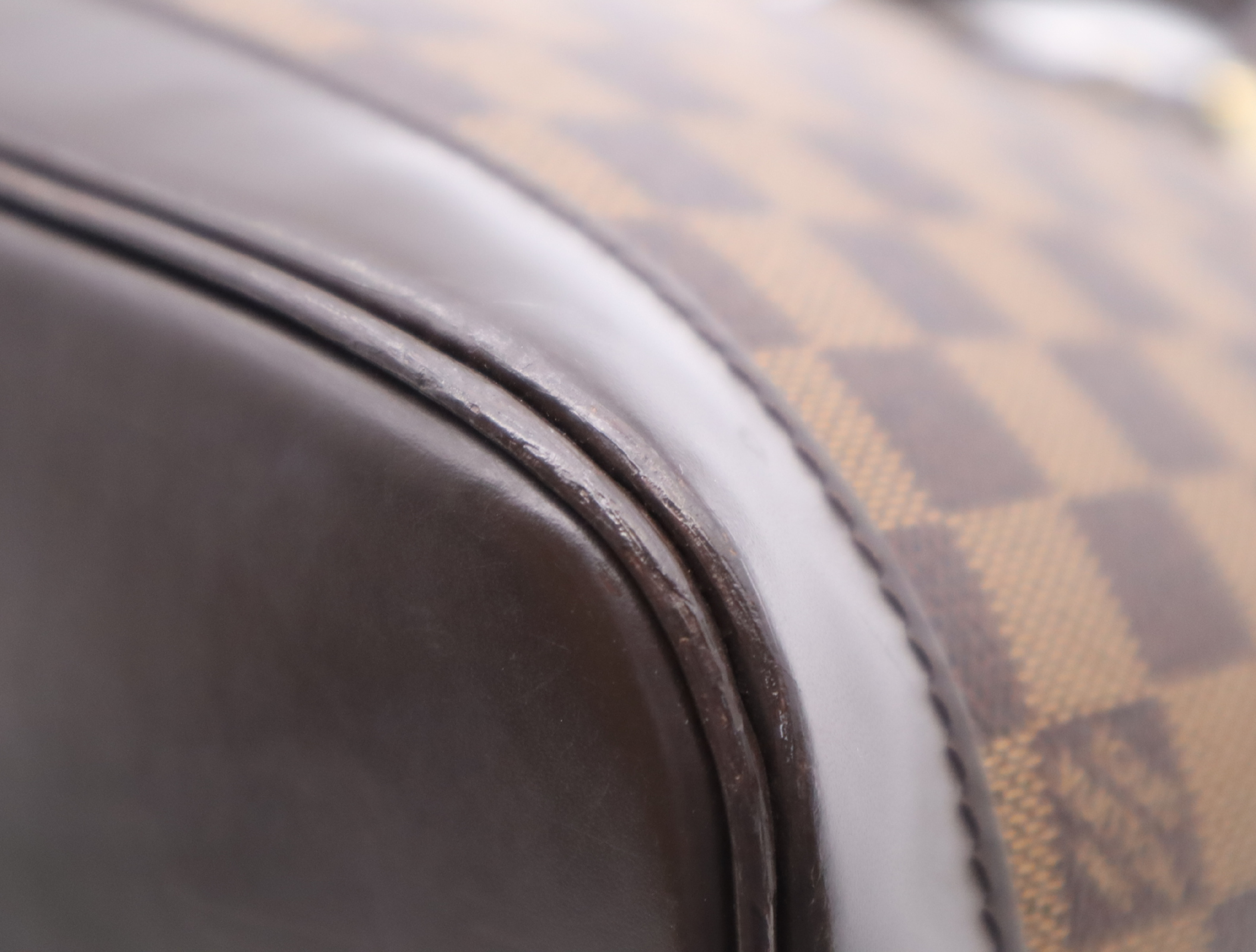 N53151 Damier Alma PM Handbag — view 7