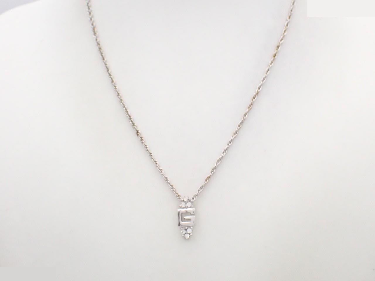 necklace — view 3