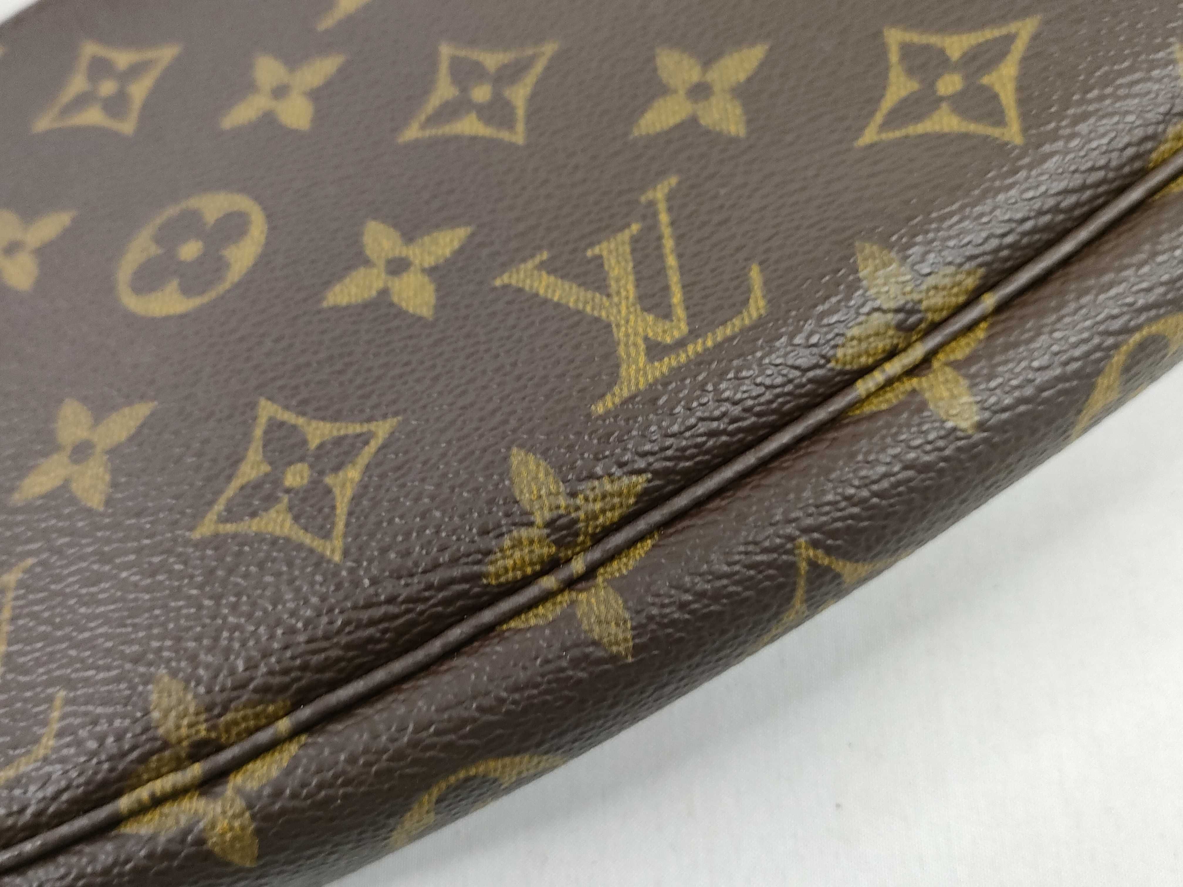 Monogram Vuitton Accessoires Handbag — view 14