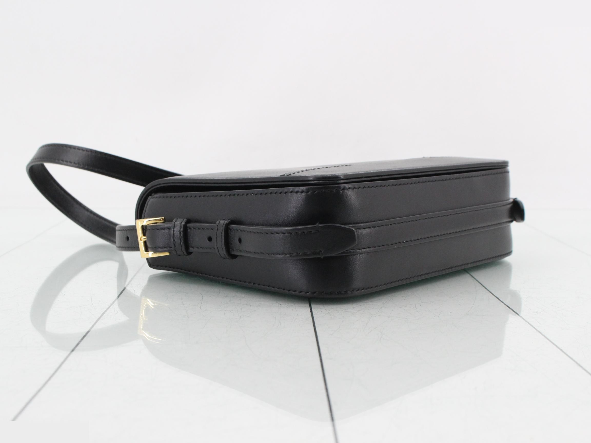 Other lines: Bags & Shoulder Bags, Calf Leather — view 5