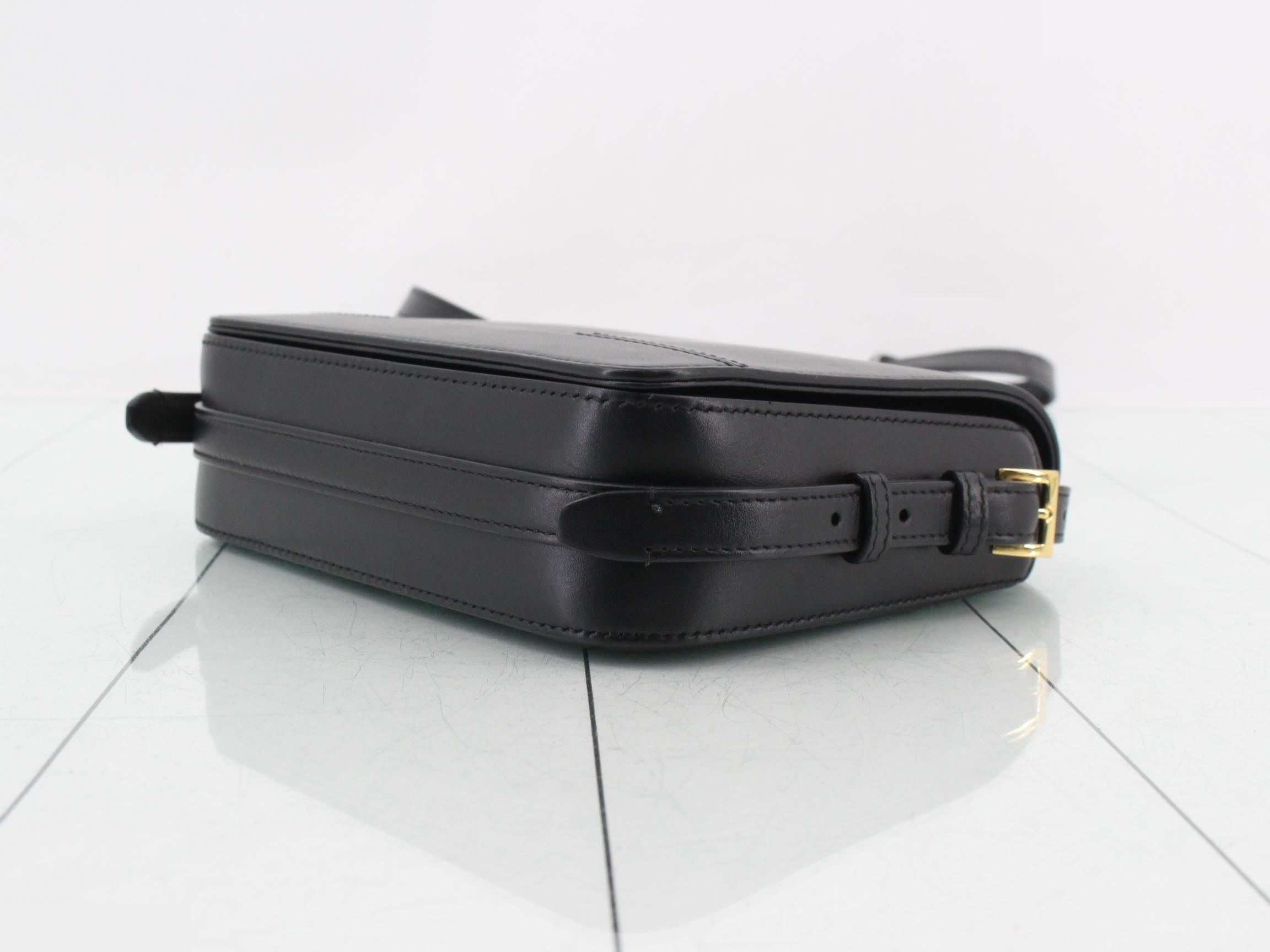 Other lines: Bags & Shoulder Bags, Calf Leather — view 6