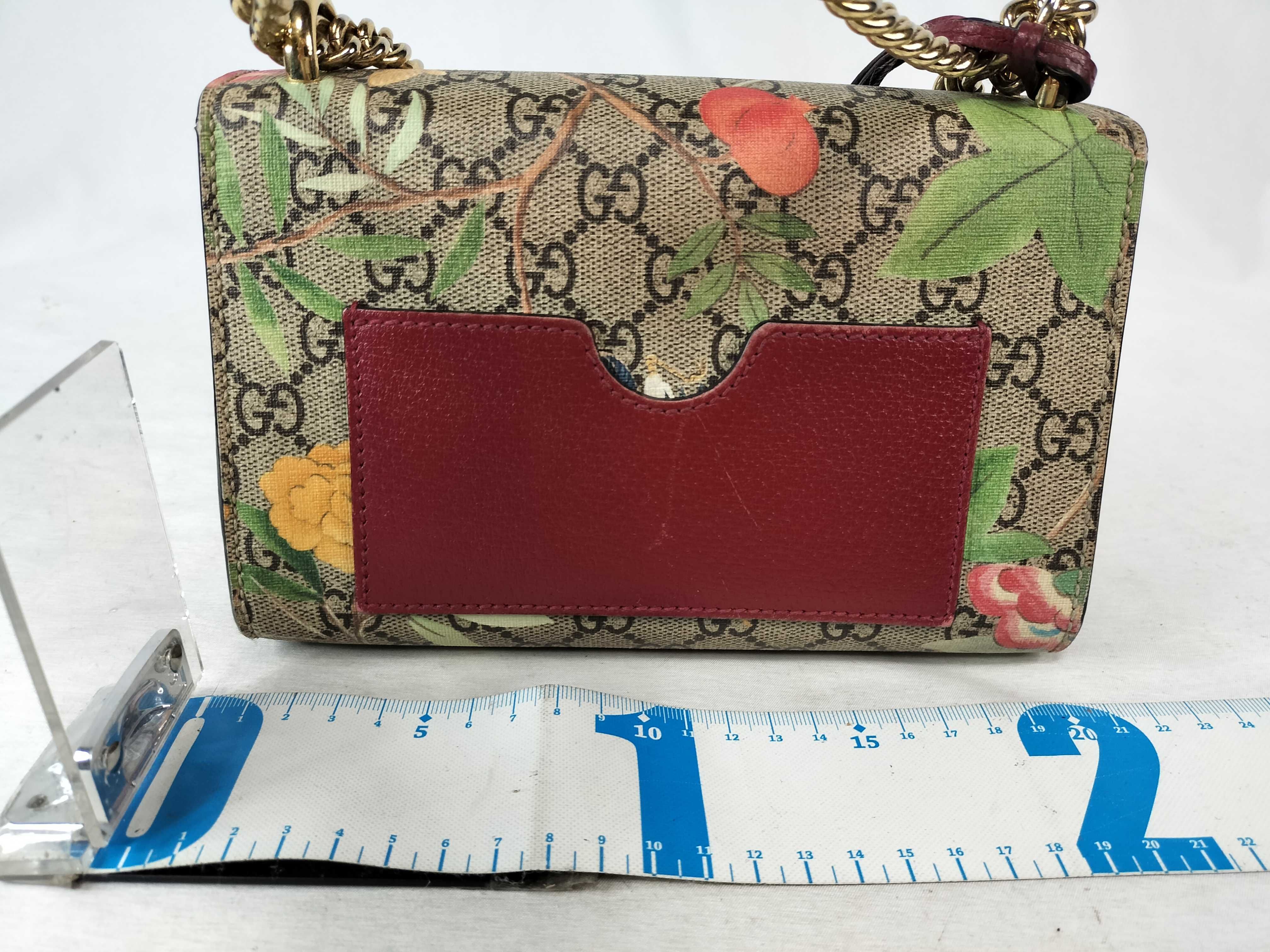 GG Supreme Gucci Padlock Small GG Supreme Floral Bird Pattern Shoulder Bag — view 2
