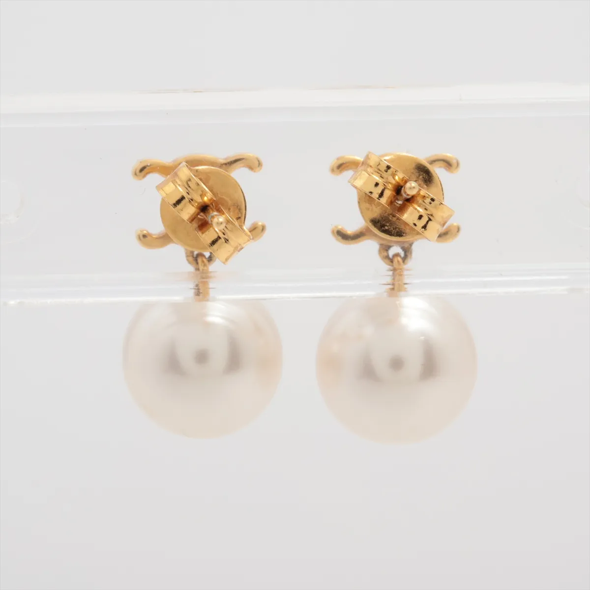 UCA1284 Earrings (for both ears) GP x Fake Pearl Gold — view 2