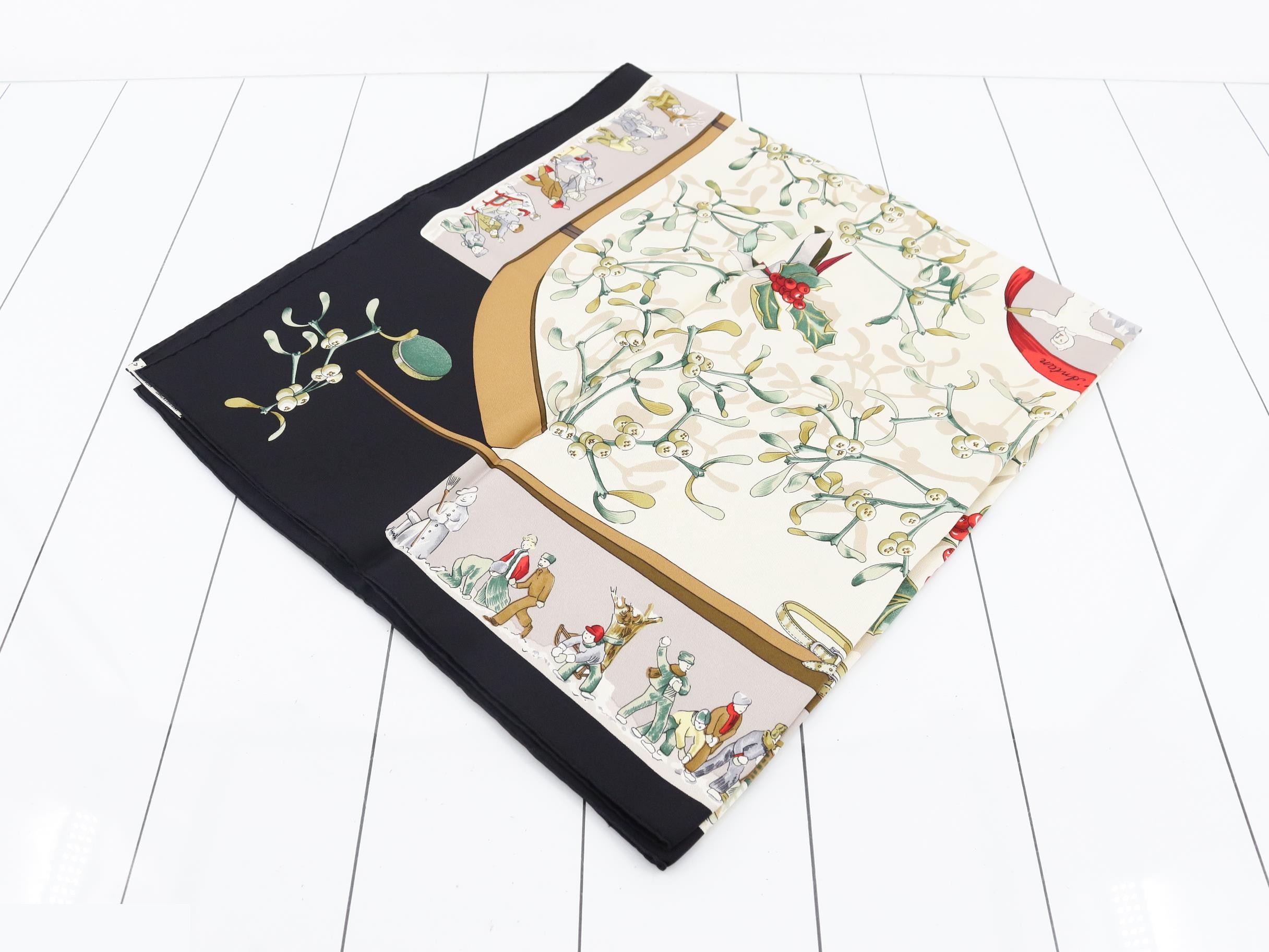 American Holly Scarf — view 2