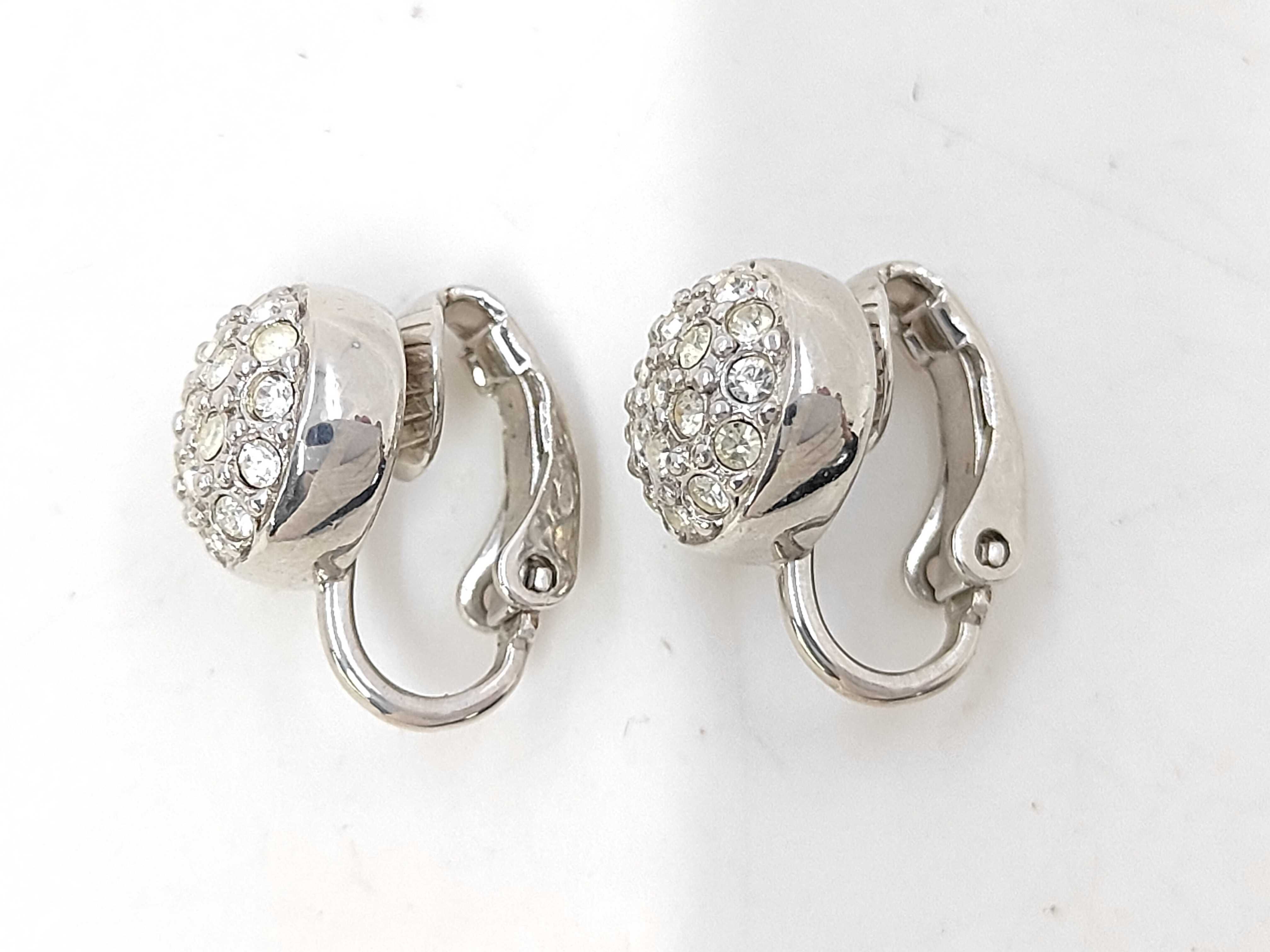 earrings — view 3