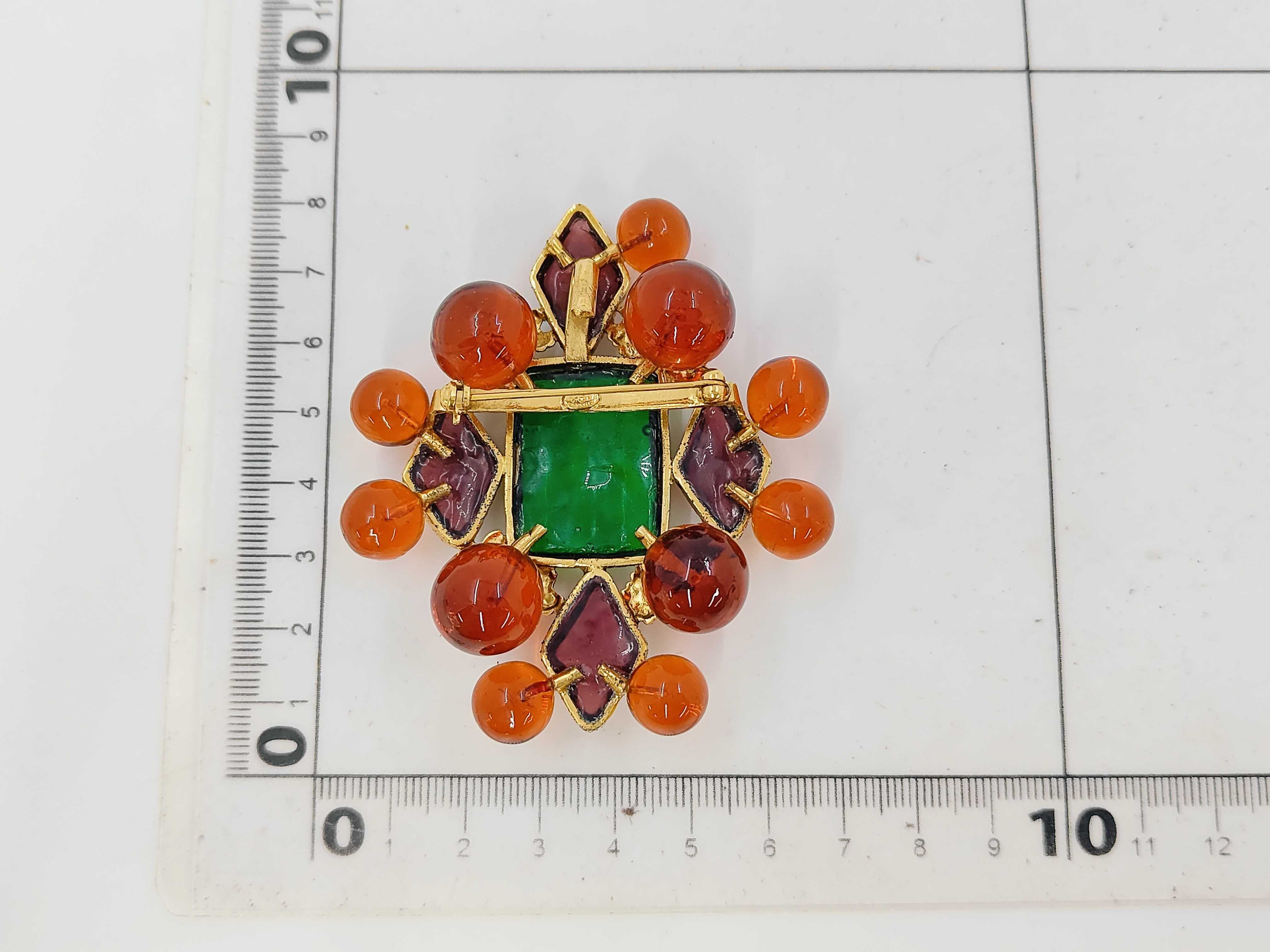 Gripoix Multi BR Brooch — view 2
