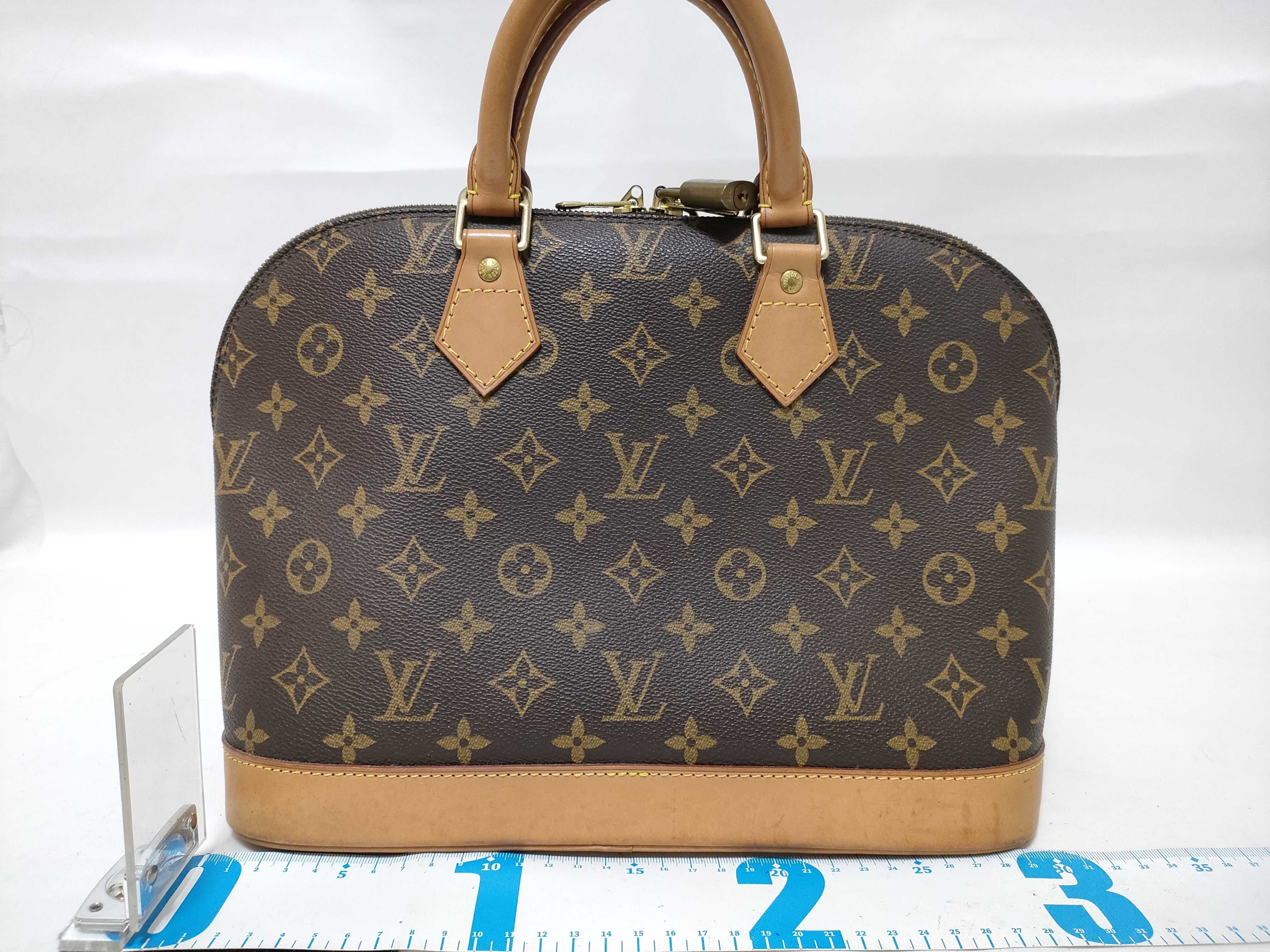 Monogram LV Monogram Alma M51130 FL0031 Handbag — view 2