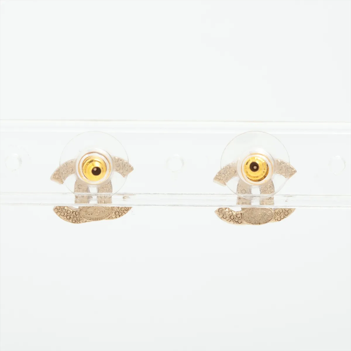 Cocomark F20V Earrings (for both ears) GP x Rhinestone Gold — view 2