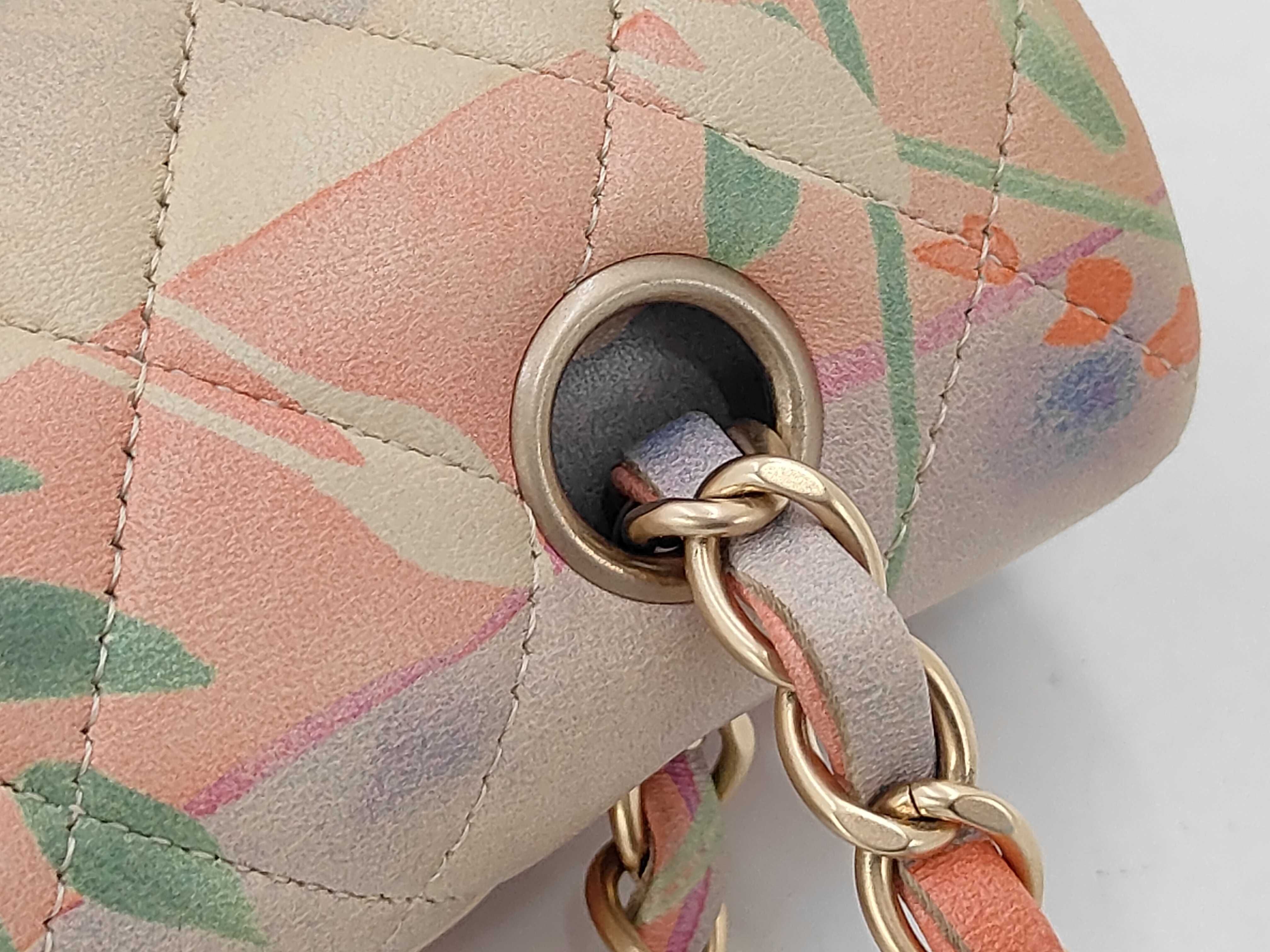 W-Flap 25 Chain Shoulder Bag, Matelassé Lambskin Watercolor GP Shoulder Bag — view 7