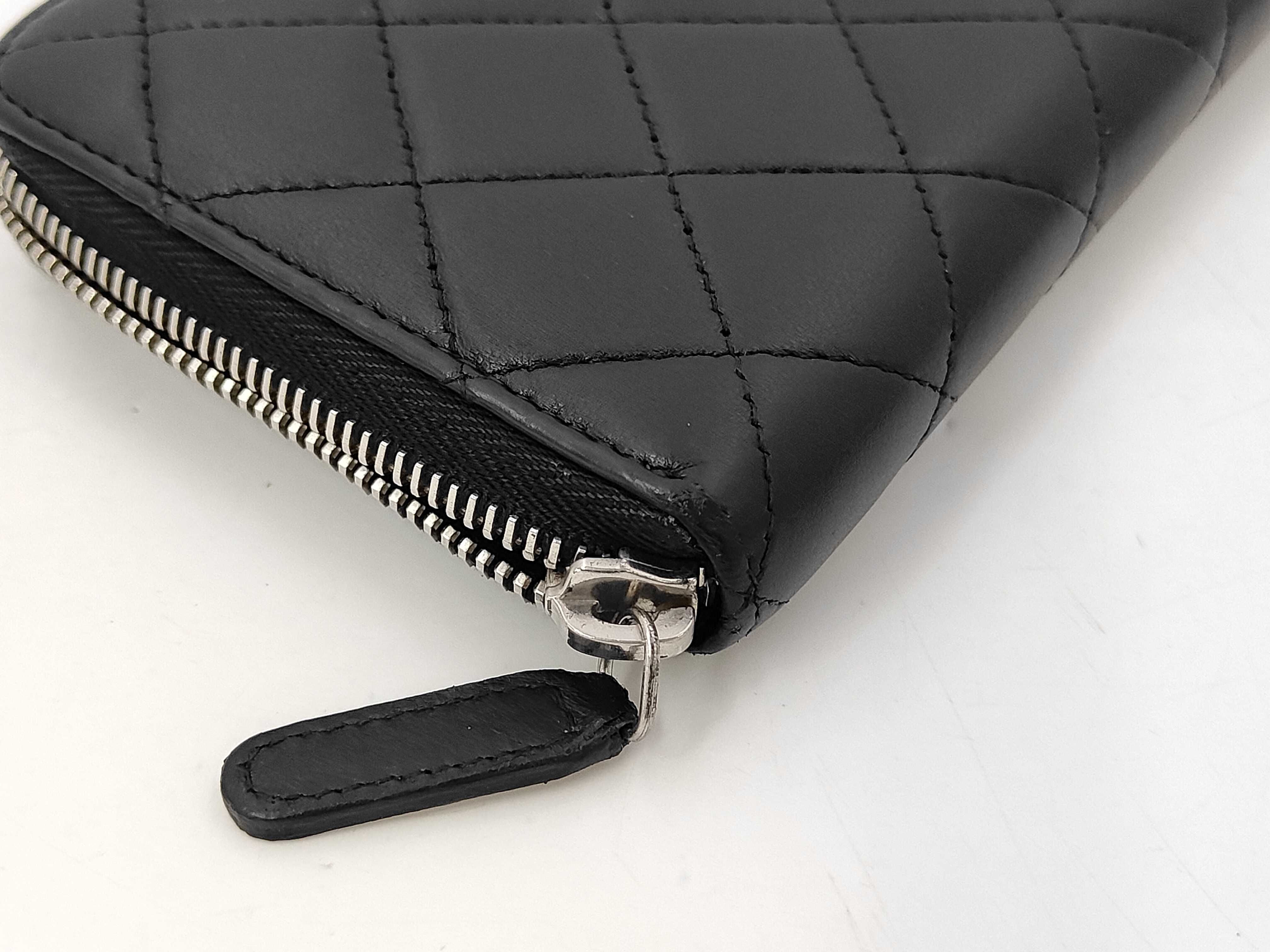 Matelassé Round Zip Wallet — view 3