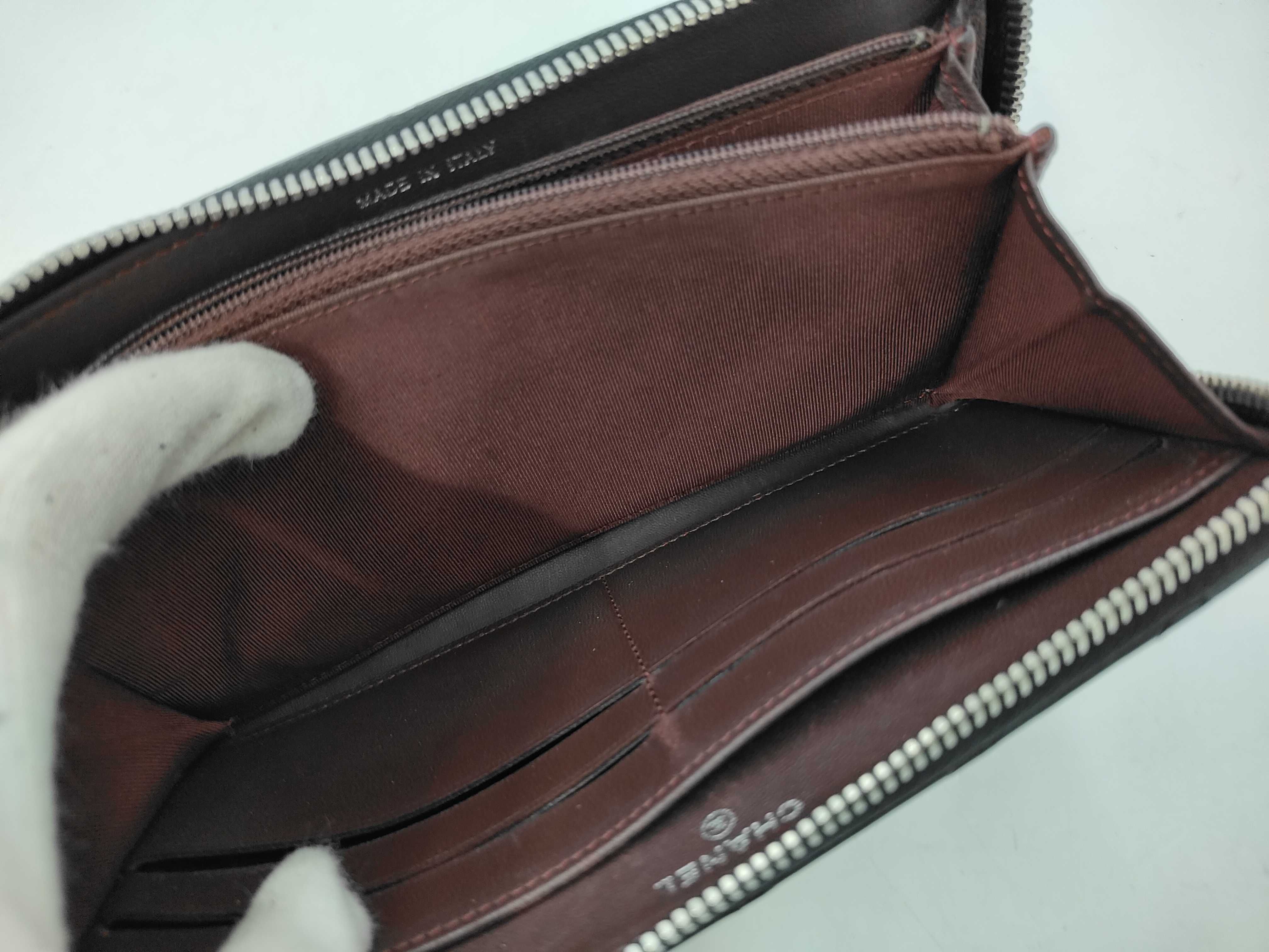 Matelassé Round Zip Wallet — view 6